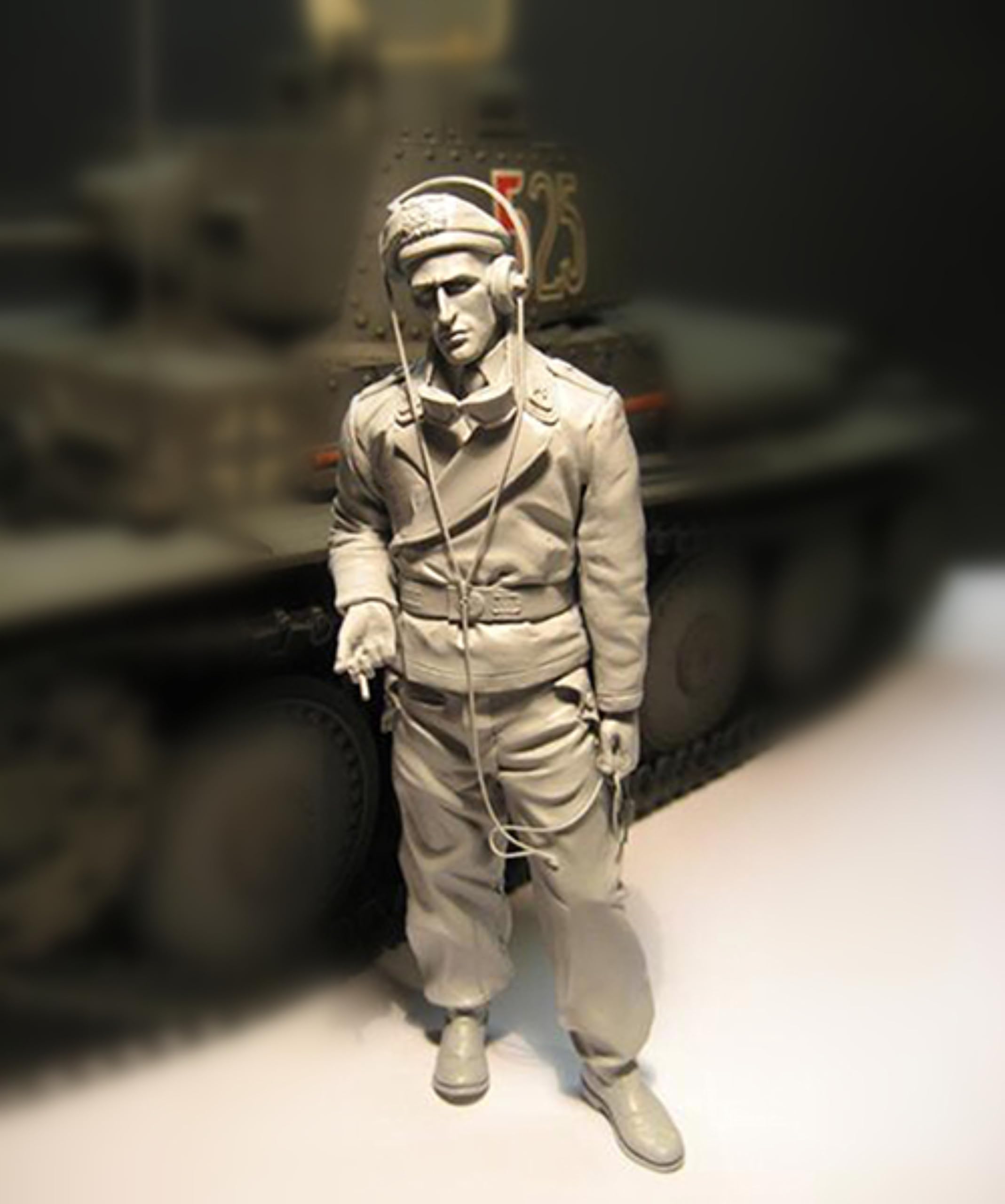 Amazon | 1/16 WWII ドイツ軍 戦車兵 レジン製モデルキット 未塗装・未