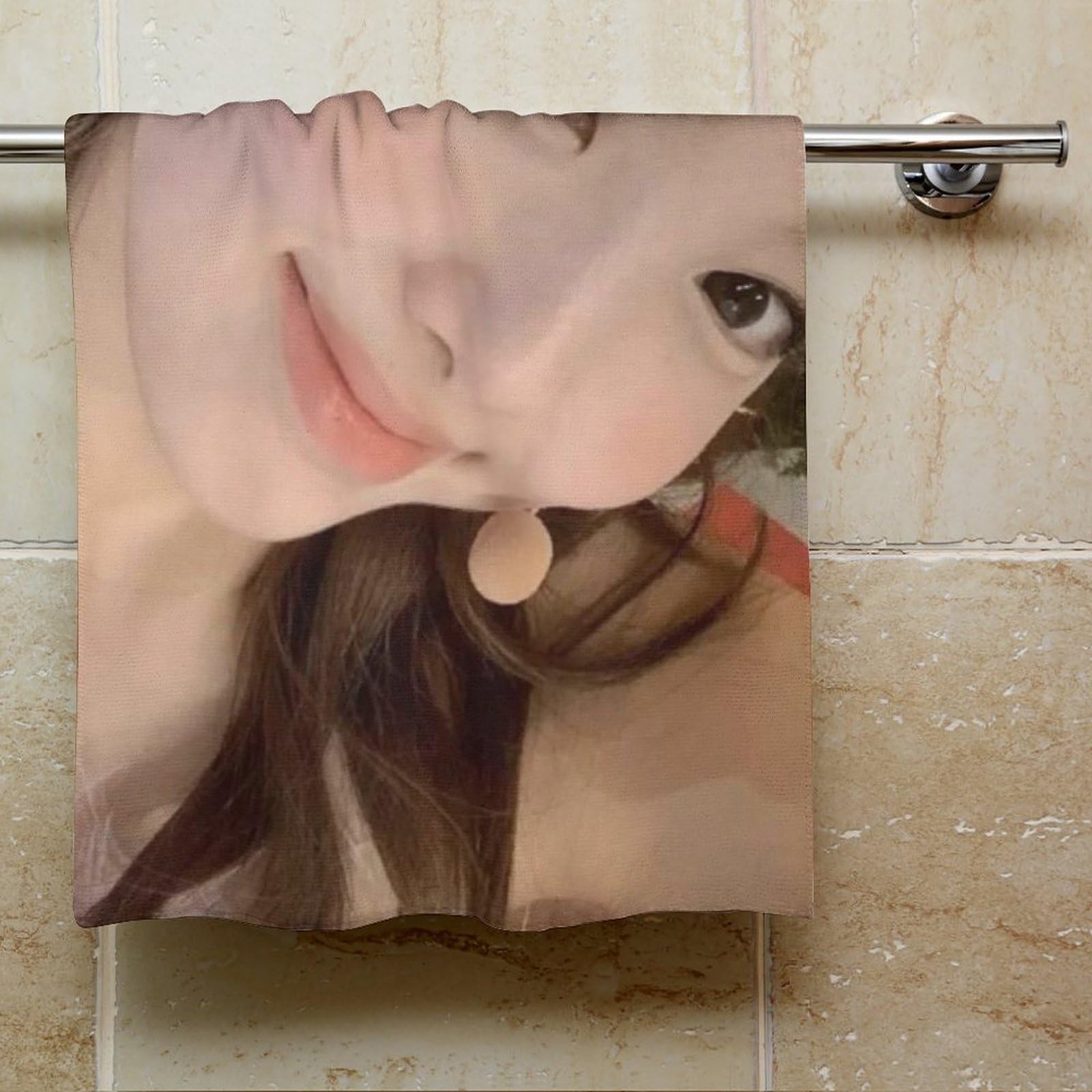 Amazon｜Twice トゥワイス トゥワイス イム・ナヨン 平井もも 湊﨑紗夏