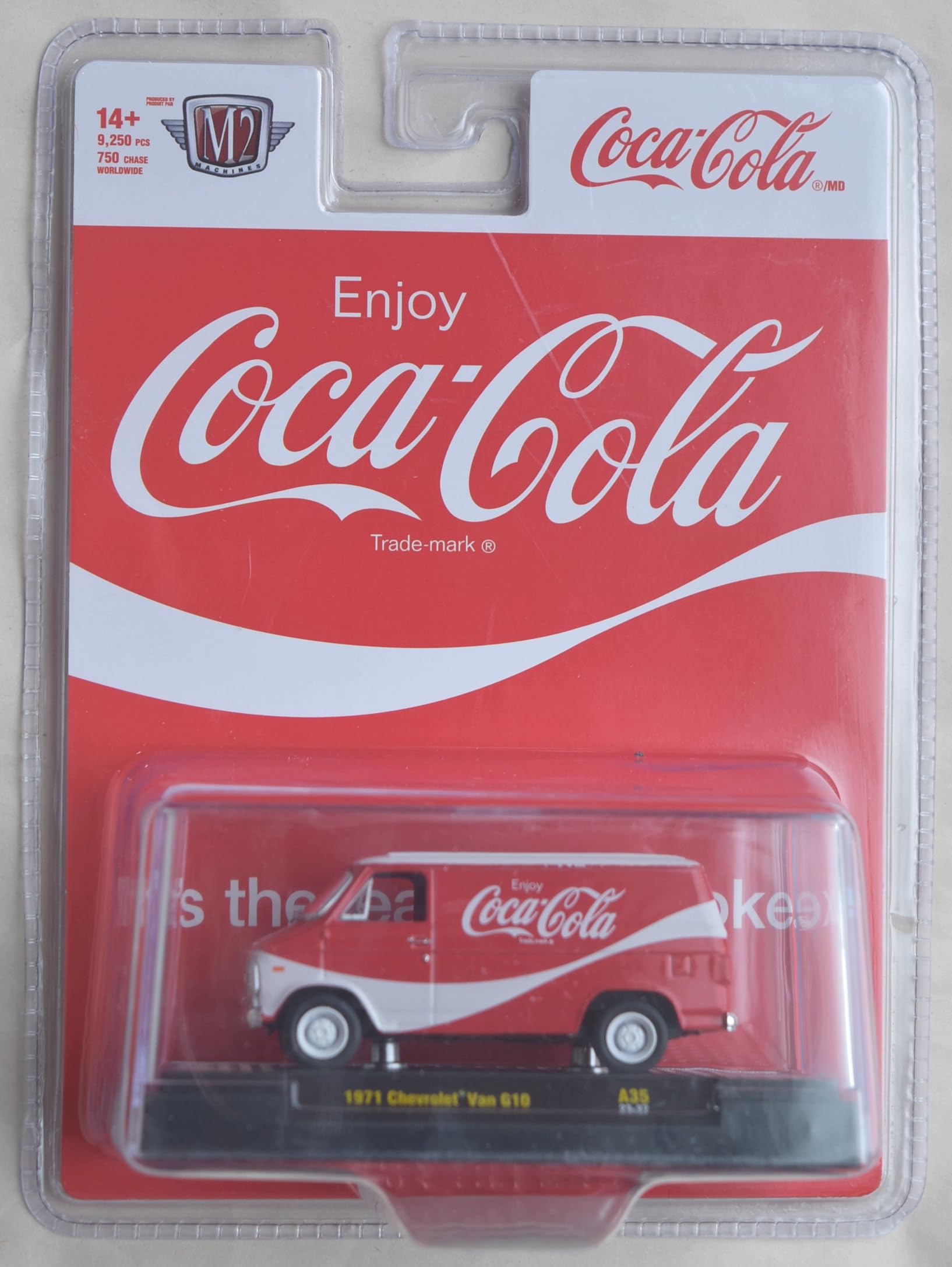 Amazon.com: M2 Machines 1971 Chevrolet Van G10, 1:64 Scale die