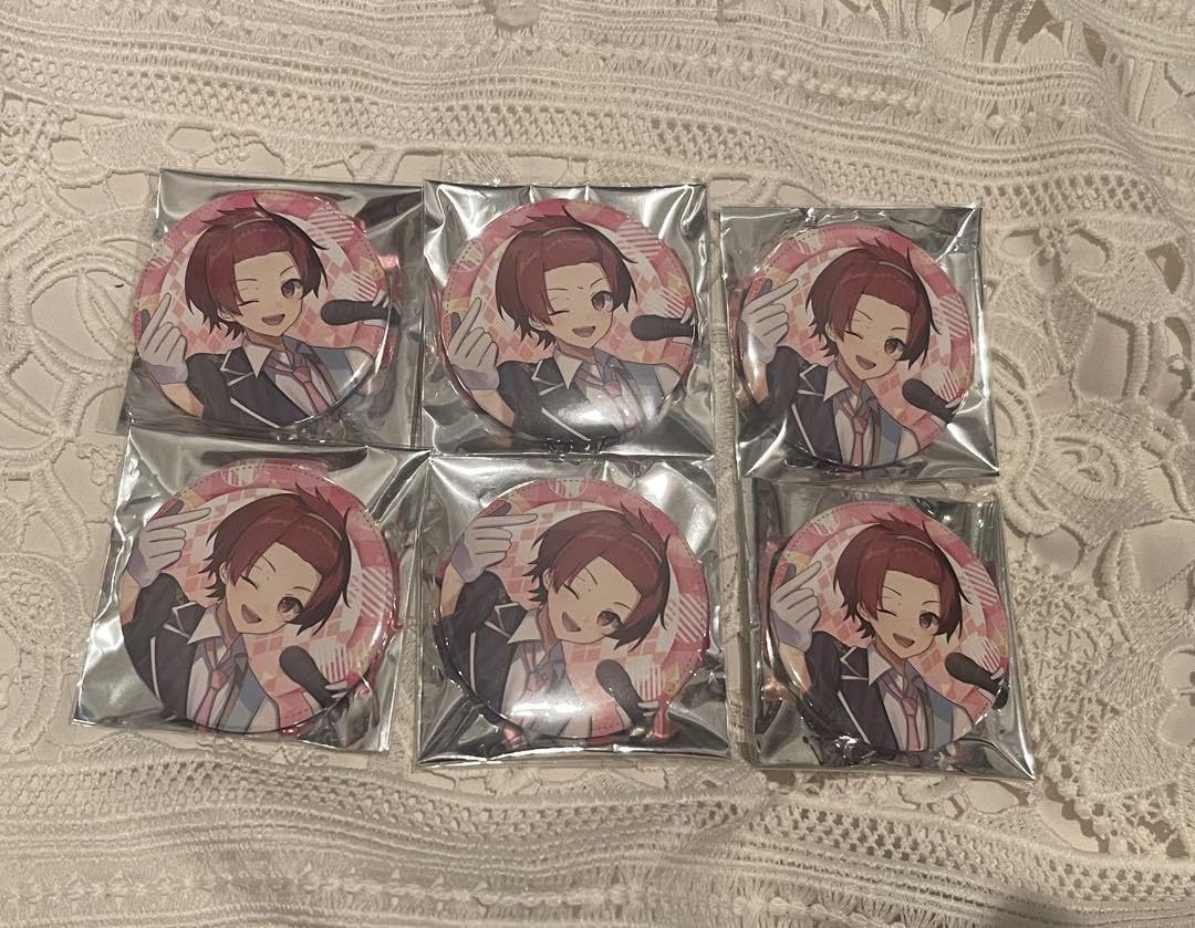 Amazon.co.jp: いれいす 缶バッチ 背伸び りうら LEN58IZF : おもちゃ