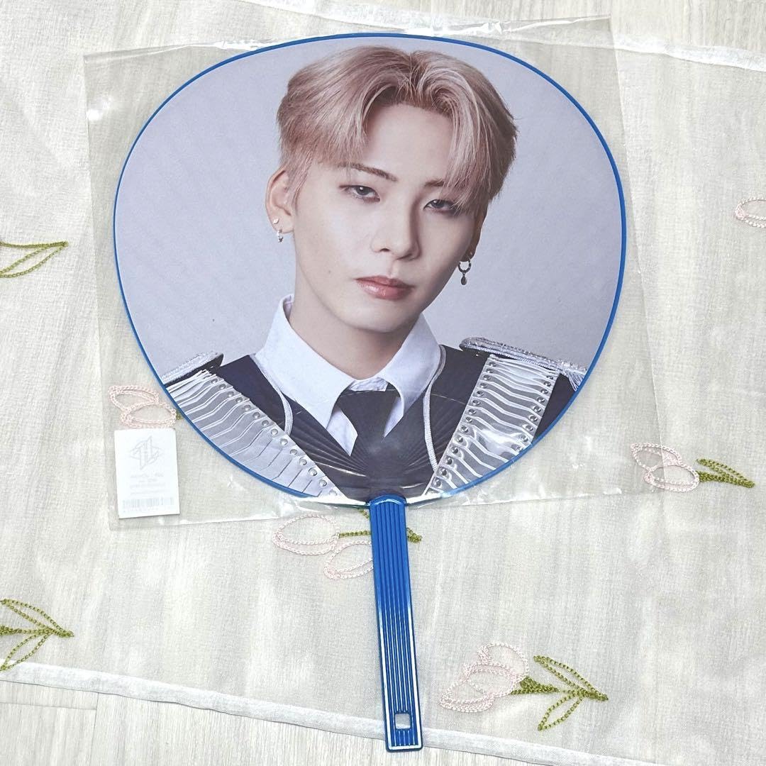 Amazon.co.jp: JO1 川尻蓮 うちわ 京セラ BTD : おもちゃ