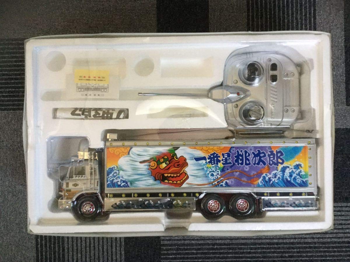 Amazon.co.jp: アオシマ 1/32 RC ラジコン トラック野郎 天下御免