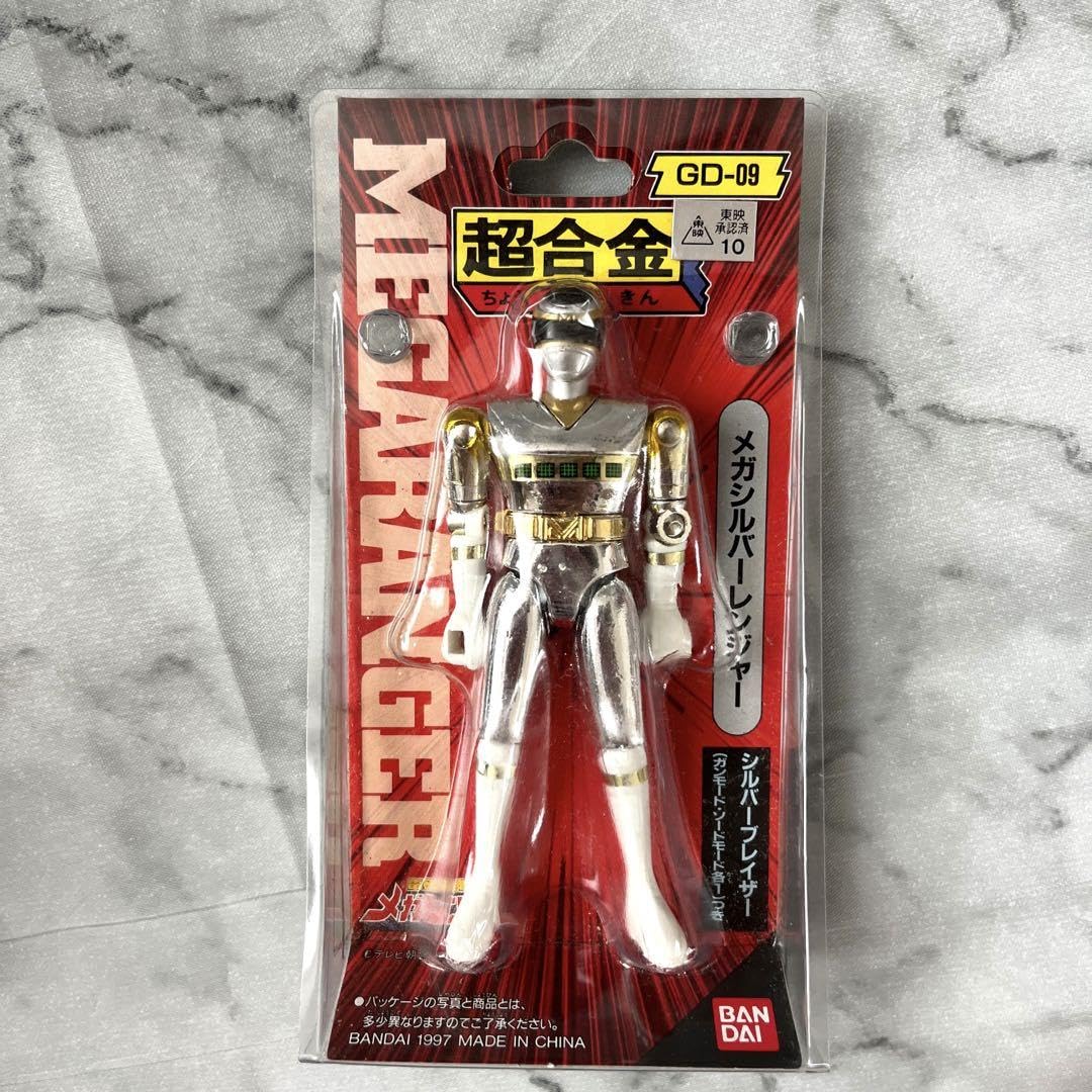 Amazon.co.jp: 電磁戦隊メガレンジャー 超合金 メガシルバーレンジャー