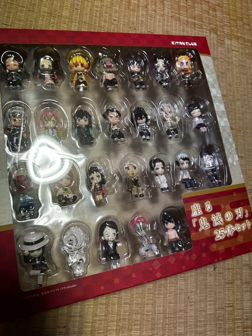Amazon.co.jp: 座る鬼滅 25体 セット 嘴平伊之助 素顔ver 入り ミニ