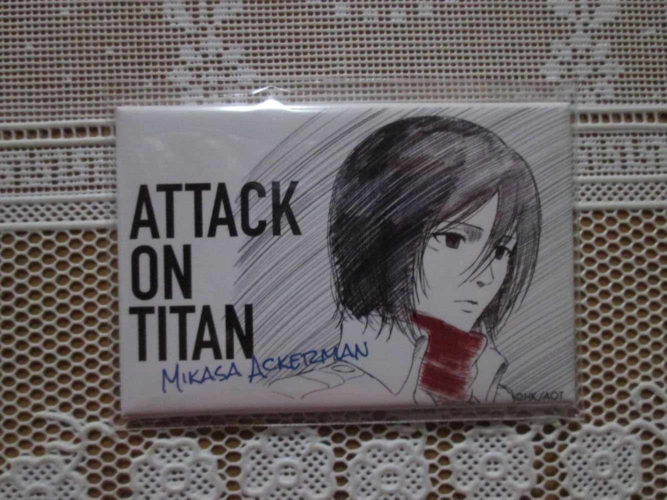 Amazon.co.jp: 進撃の巨人 WIT STUDIO ミカサ スクエア 缶バッジ