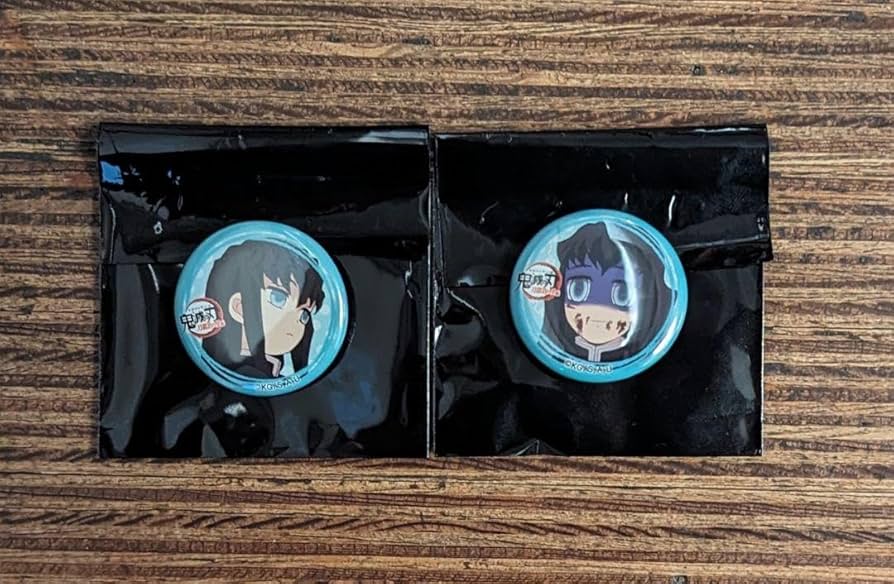 Amazon.co.jp: 鬼滅の刃 時透無一郎 ゆる顔缶バッジ キャラクター絵巻