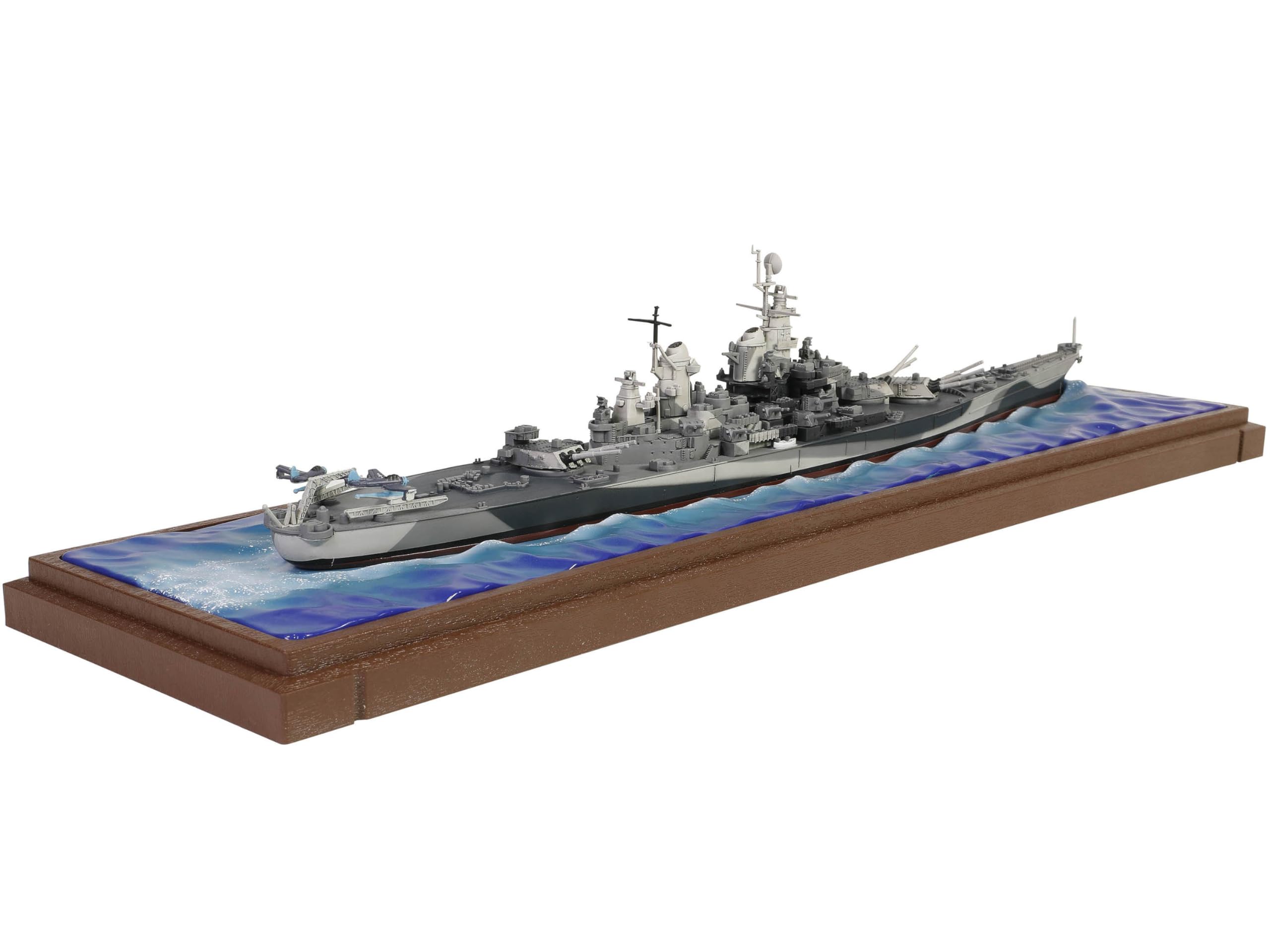 Amazon.co.jp: USS ミズーリ(BB-63) アイオワ級戦艦沖縄戦艦 (1945