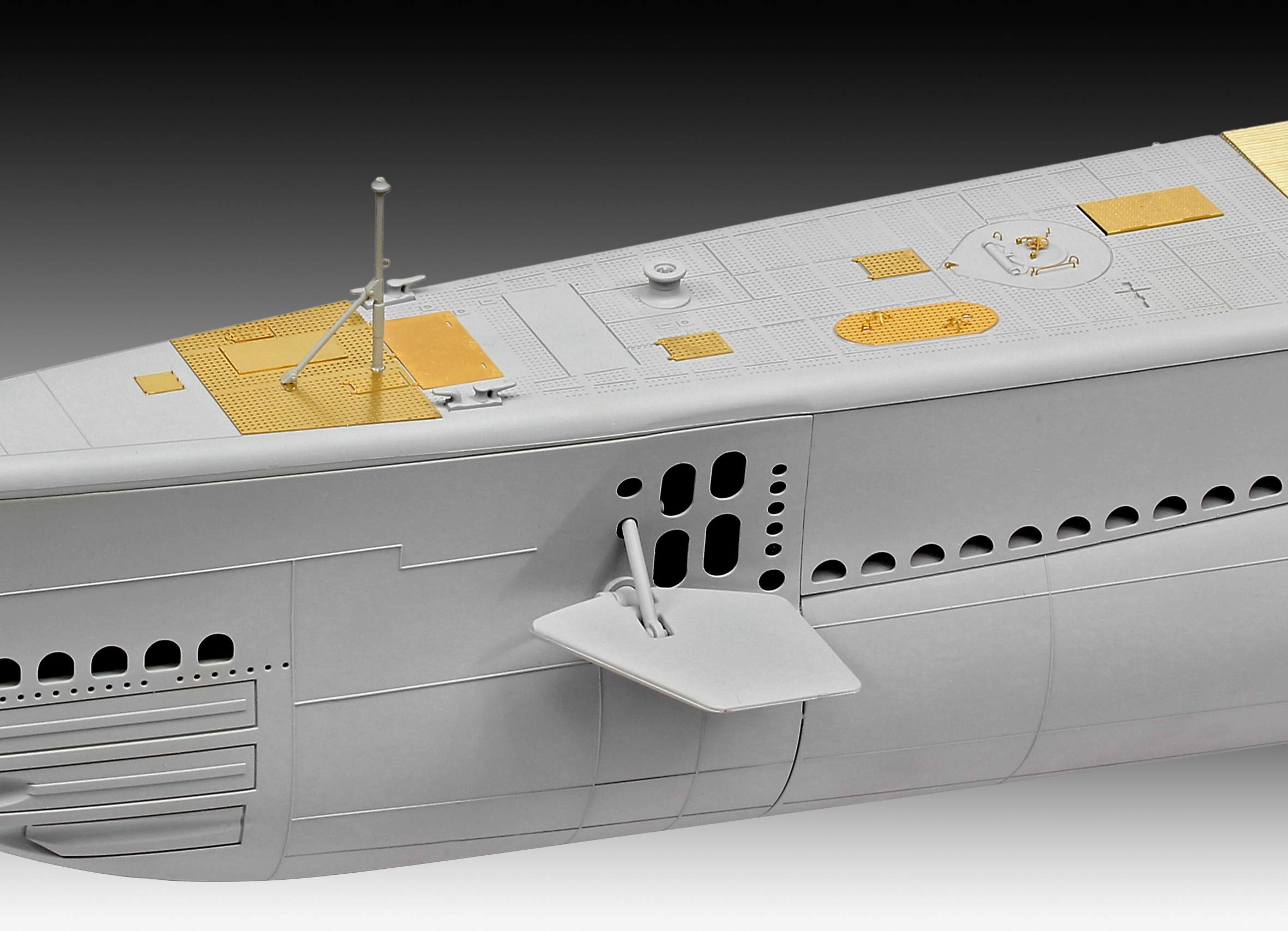 Amazon | ドイツレベル 1/72 アメリカ海軍 ガトー級潜水艦 プレミアム