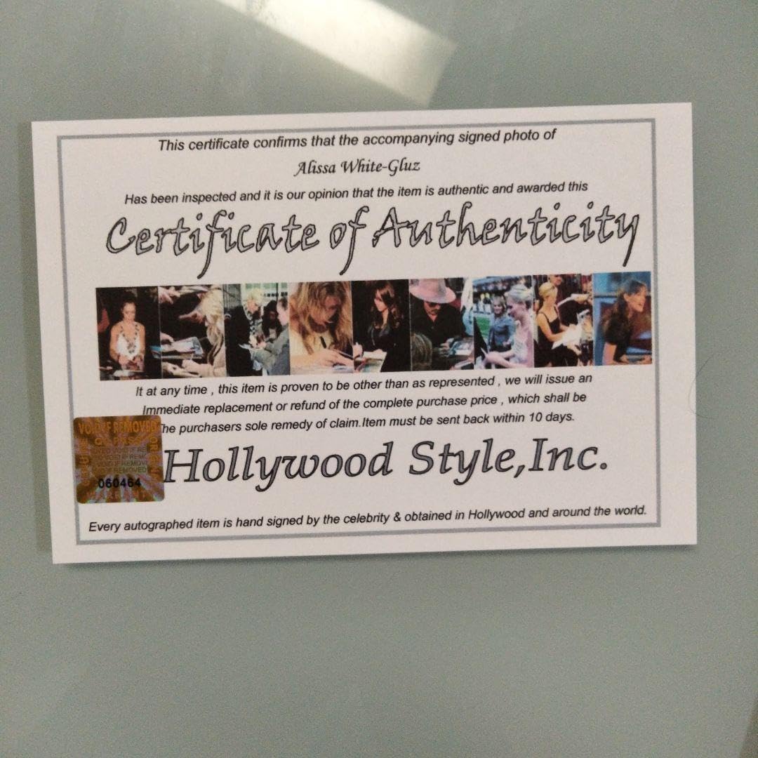 Amazon.co.jp: アリッサホワイト＝グラズ直筆サイン入り超大型写真