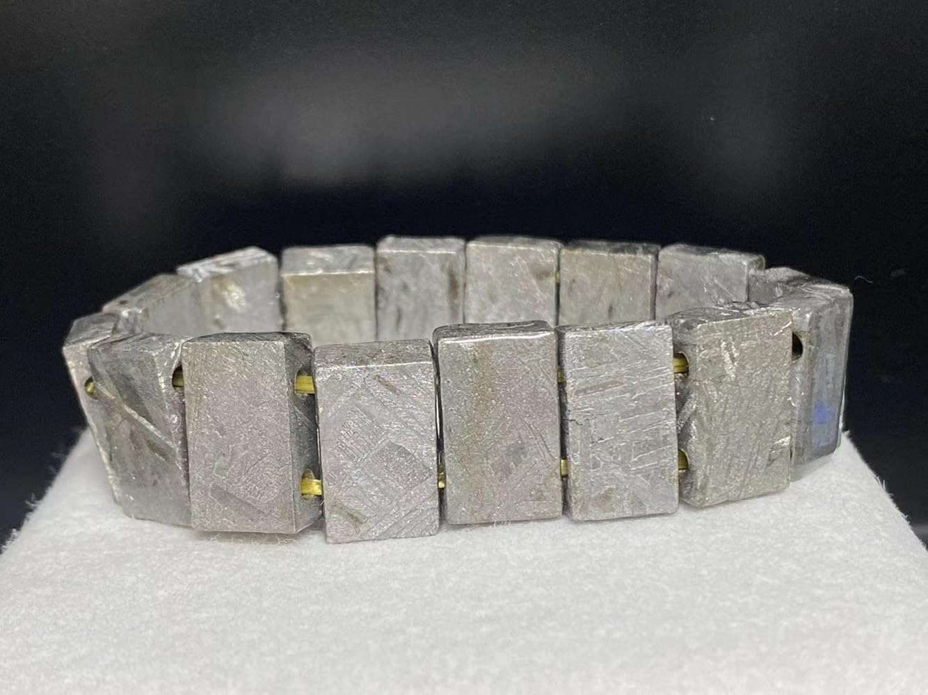 Amazon | 【隕石鑑定書】 アルタイ隕石ブレスレット 10.8*18.4㍉ 113.5