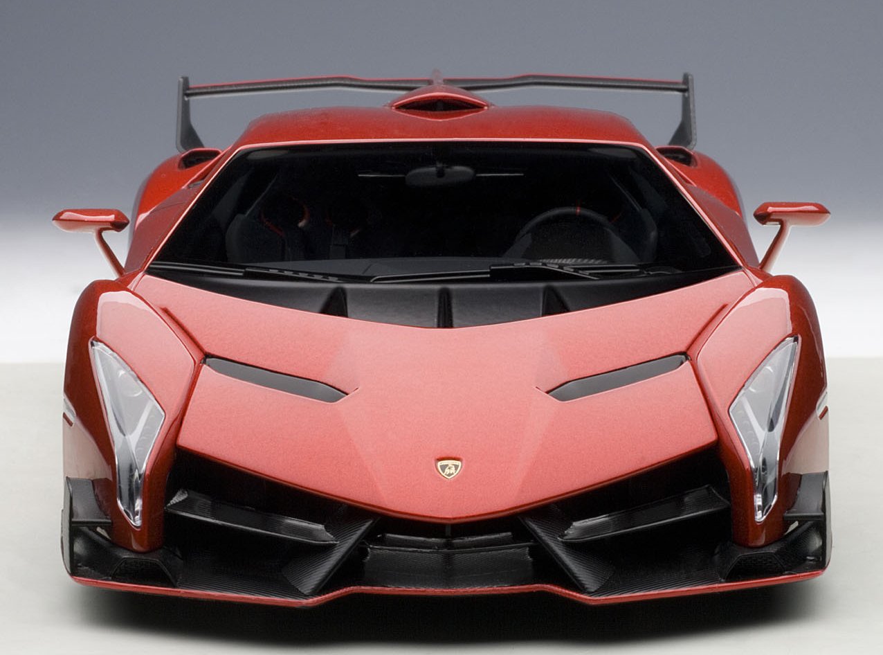 Amazon.co.jp: AUTOart 1/18 ランボルギーニ ヴェネーノ (レッド) 完成