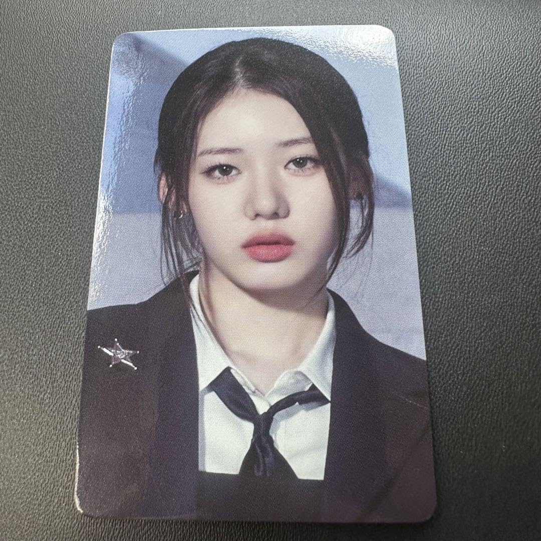 Amazon.co.jp: BABYMONSTER ベビモン 会場限定 6000 トレカ ローラ