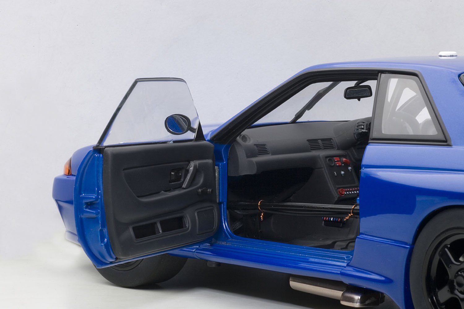 Amazon | AUTOart 1/18 日産 スカイライン (R32) GT-R ATCC バサースト