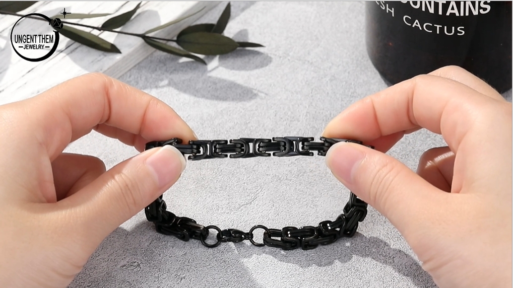 Amazon.com: UNGENT THEM Gifts for Boyfriend Anniversary Birthday