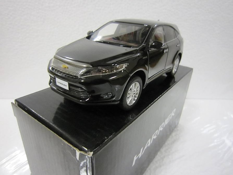Amazon | トヨタ 1/30 オフィシャルミニカー ハリアー ハイブリッド