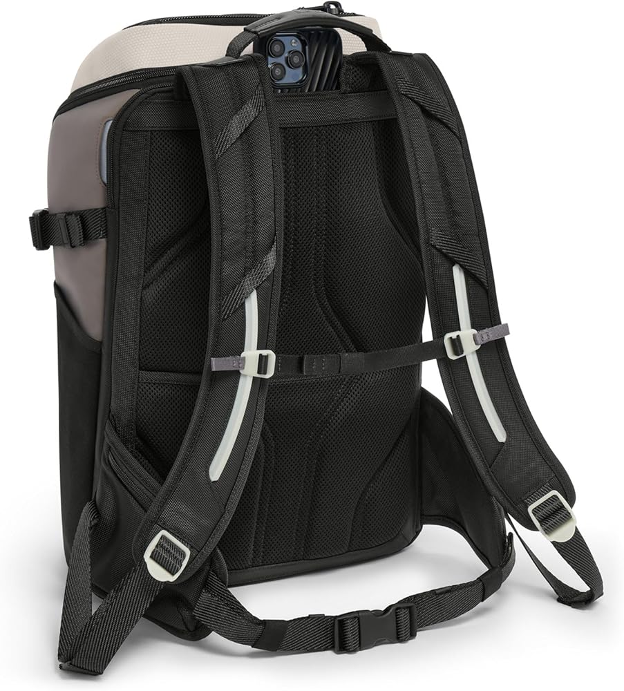 Amazon.com: TUMI(トゥミ) Business Bag, Chalk, One Size: Clothing