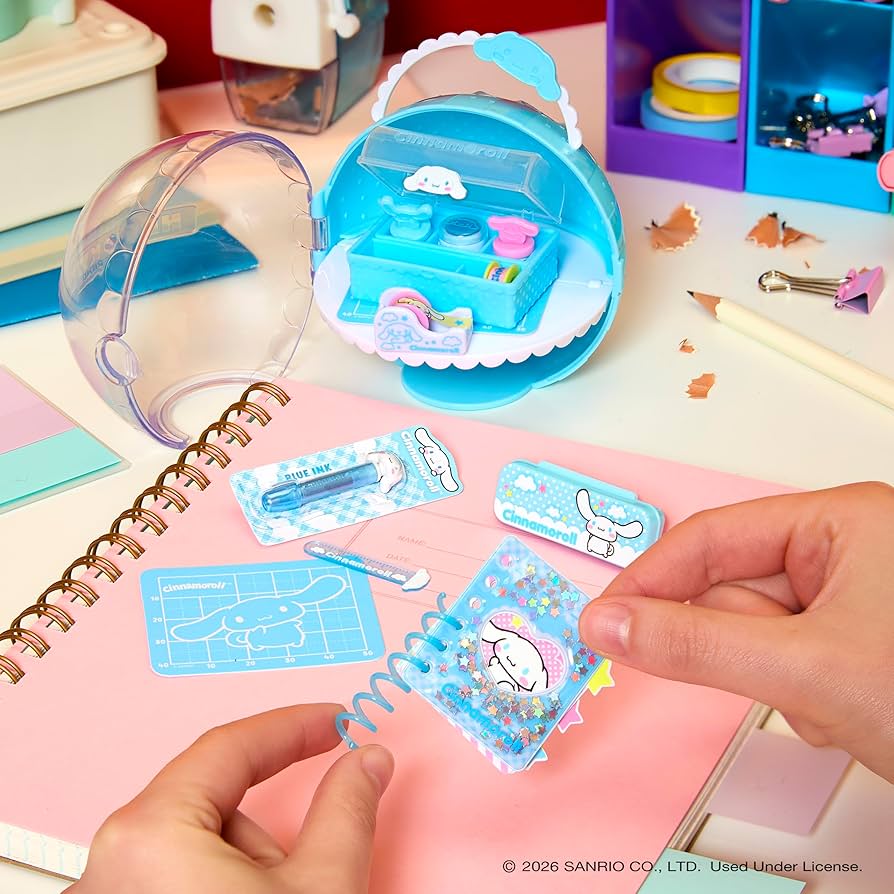 Amazon.co.jp: MGAのMiniverse Make It Mini ハローキティとフレンズ