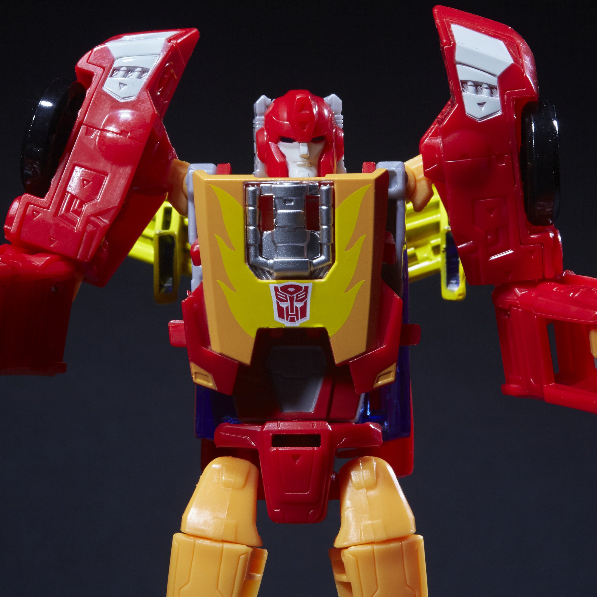 Amazon.co.jp: Transformers Generations Titans Return Autobot Hot