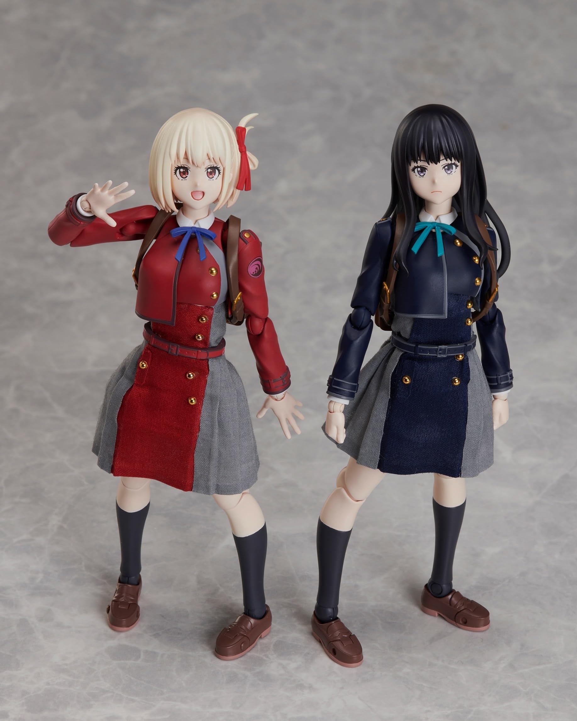 Amazon.com: Lycoris Recoil: Chisato Nishikigi 1:12 Scale Action