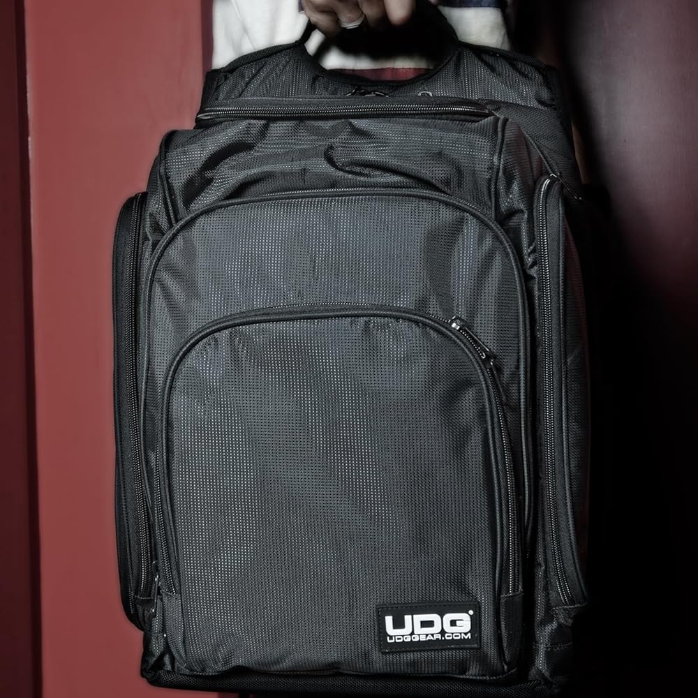 Amazon.co.jp: UDG Ultimate DIGI Backpack Black/Orange Inside