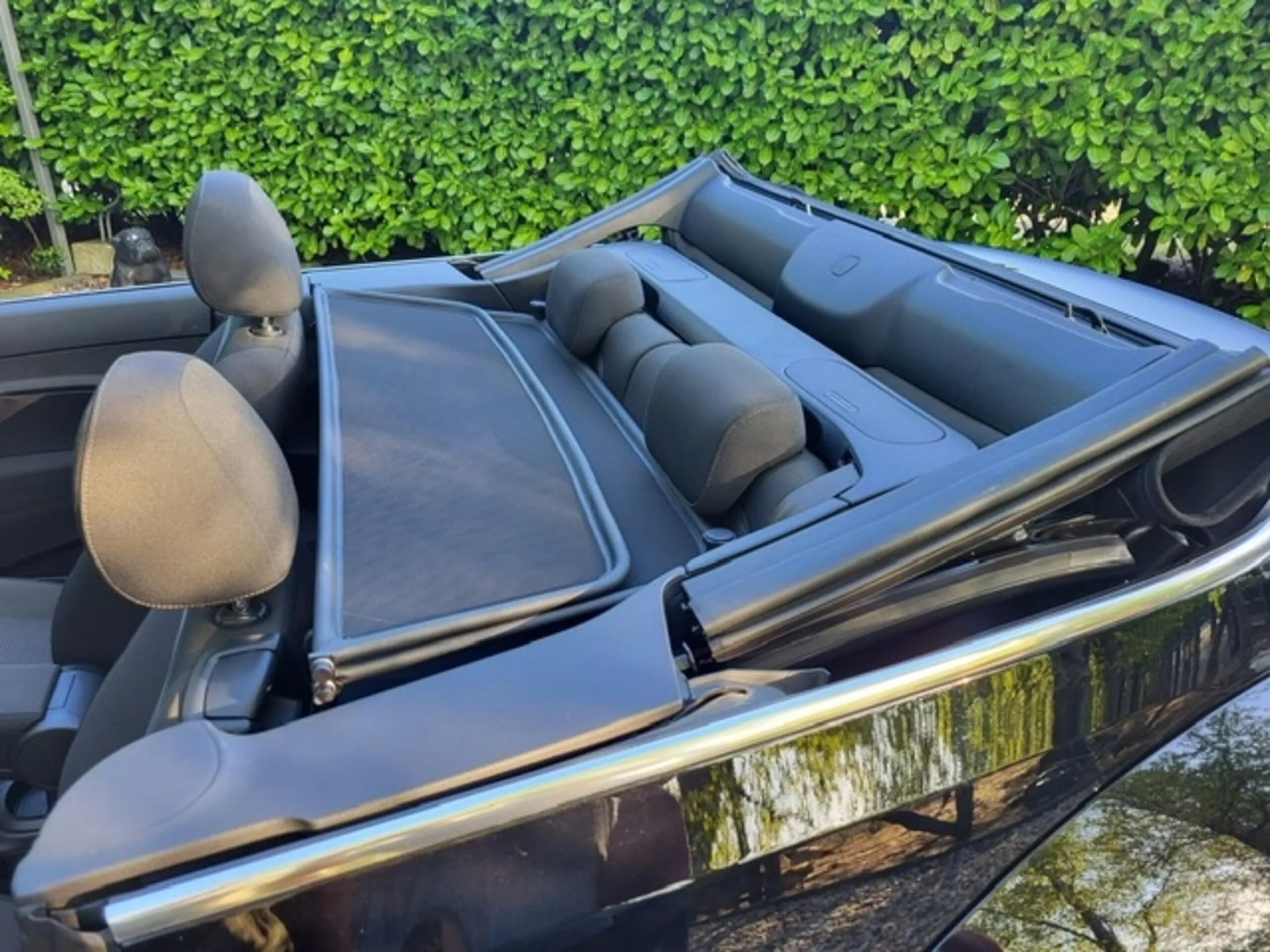 Amazon | VW Beetle 5C7 (2012年以降) 用ウィンドディフレクター