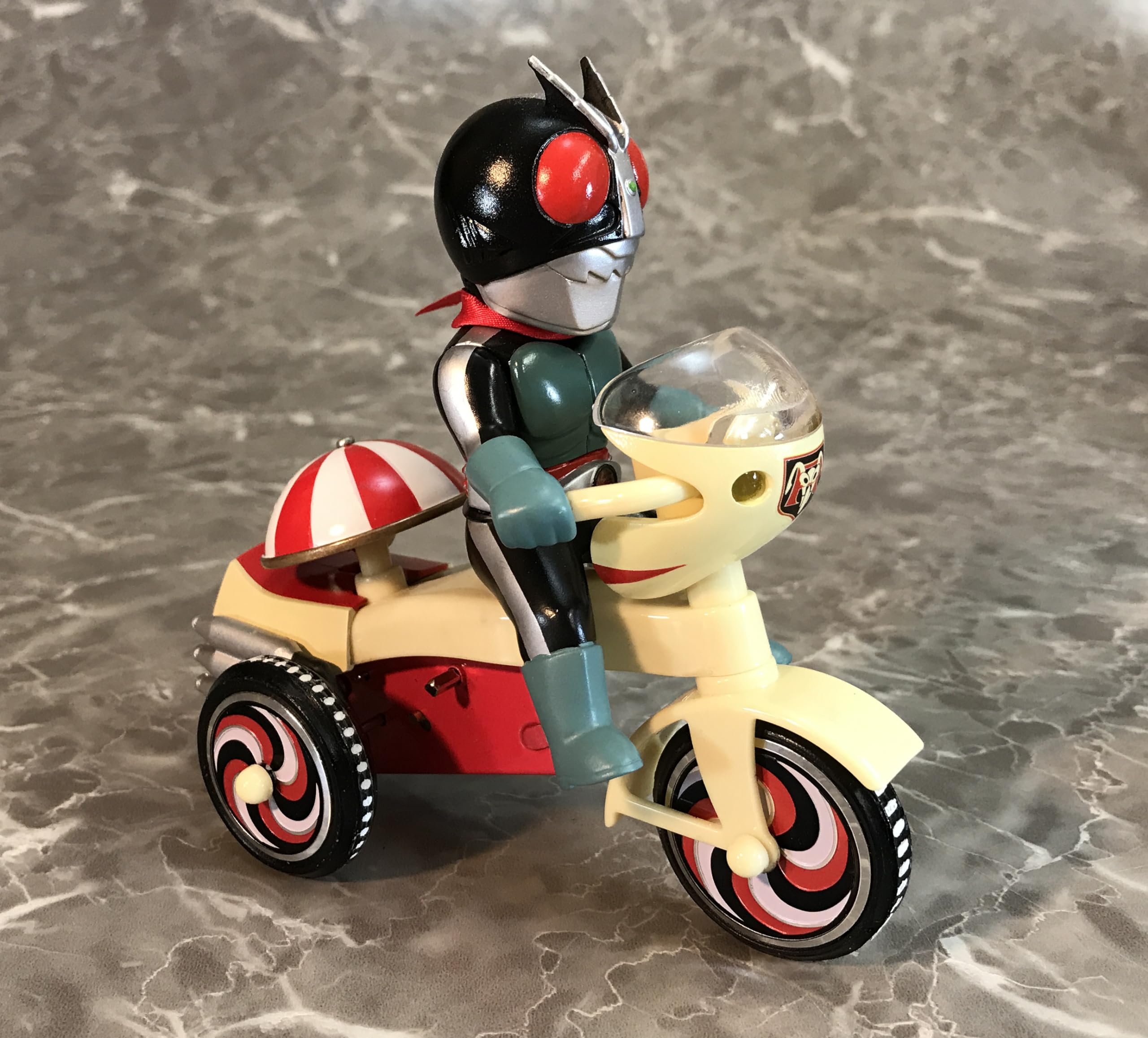 Amazon | アート・ストーム EX三輪車 仮面ライダー旧2号 Bタイプ ノン