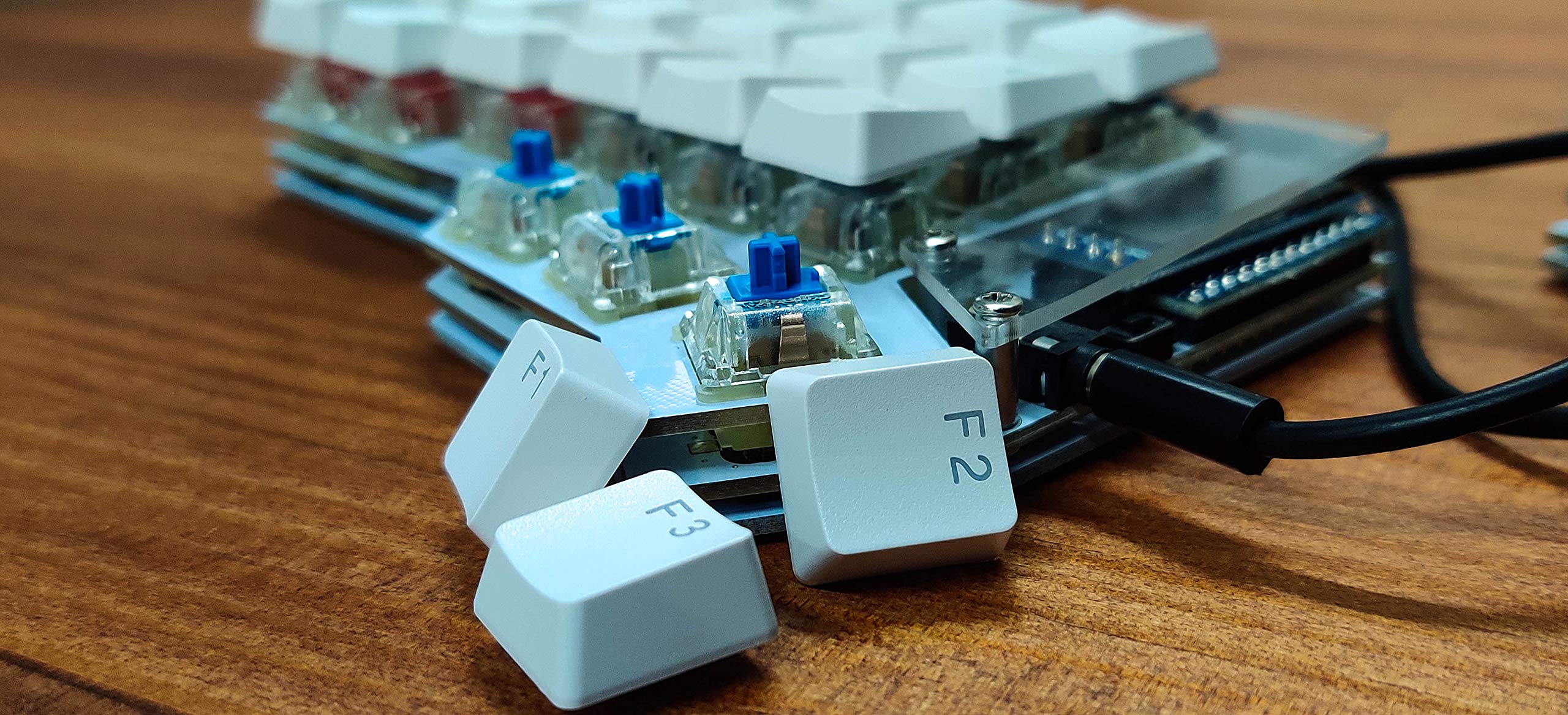 Amazon.co.jp: Bit Trade One ADSKBCC 