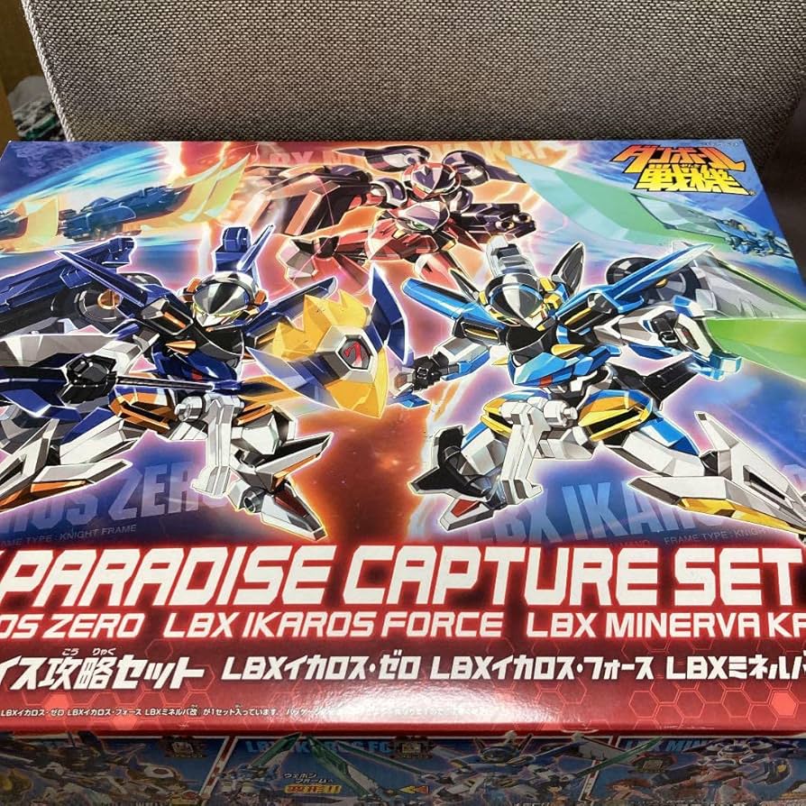 Amazon.co.jp: ダンボール戦機 ジェノック第一小隊セット LBX