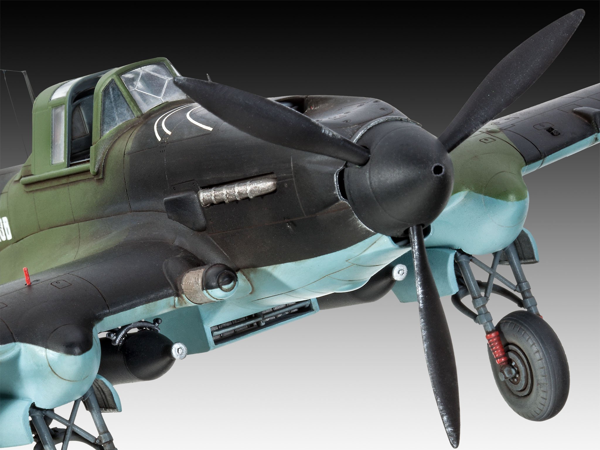Amazon | ドイツレベル 1/48 ソビエト空軍 イリューシン IL-2