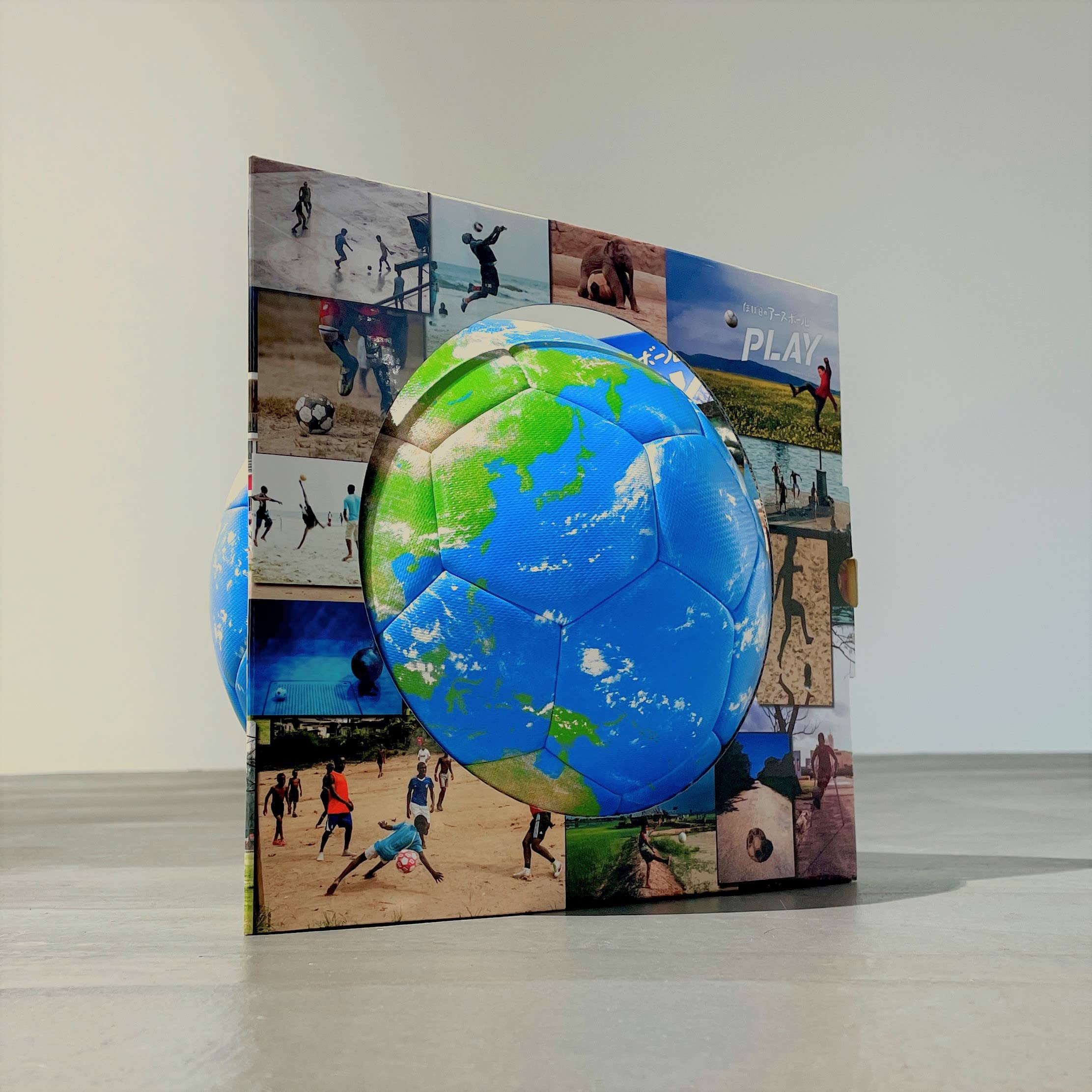 Amazon | ほぼ日のアースボール PLAY サッカーボールタイプのアース