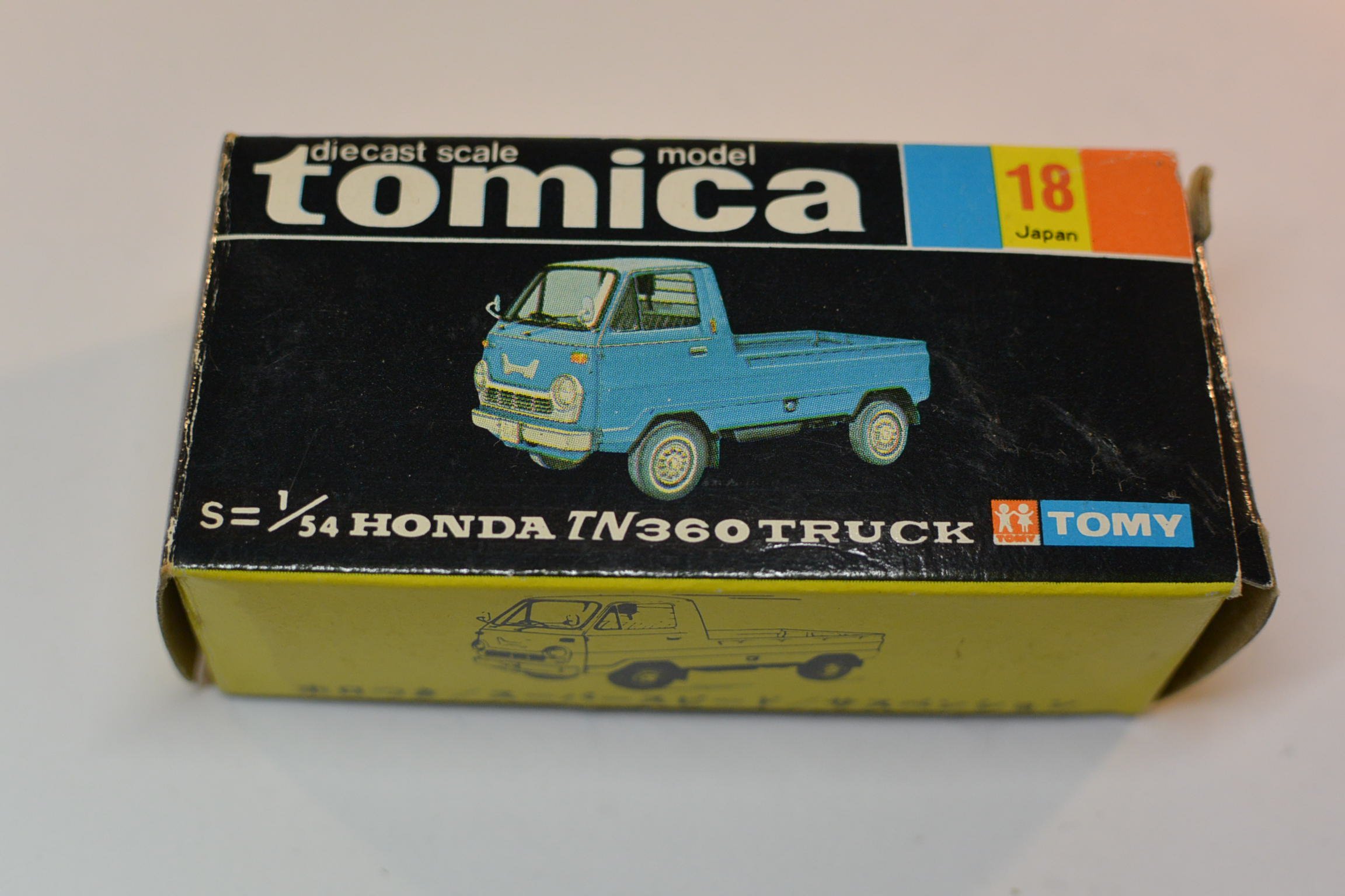 Amazon | トミカ 黒箱 18 ホンダ TN360 トラック 1/54 | ミニカー