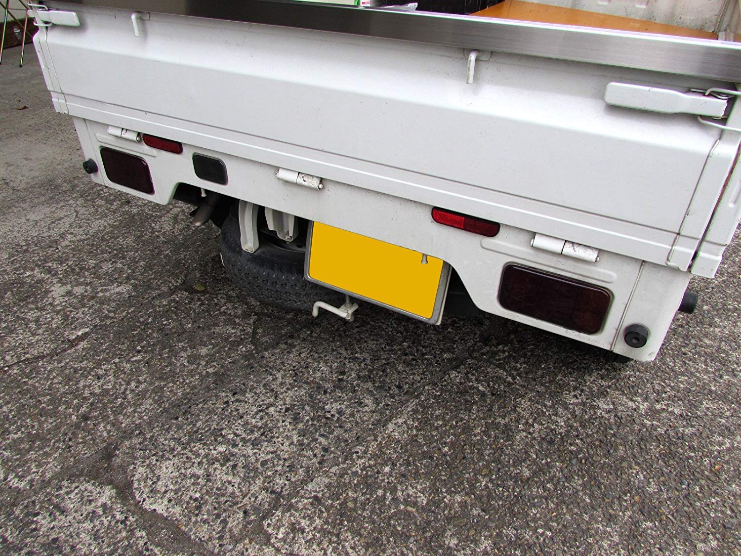 Amazon | BRIGHTZ キャリイトラック DA16T スモークテールライトカバー