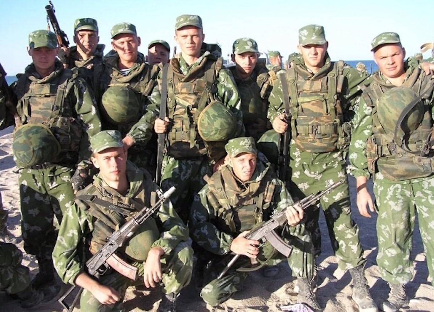 Amazon.co.jp: ロシア軍 空挺部隊(VDV) 迷彩服 （上下セット）48-50