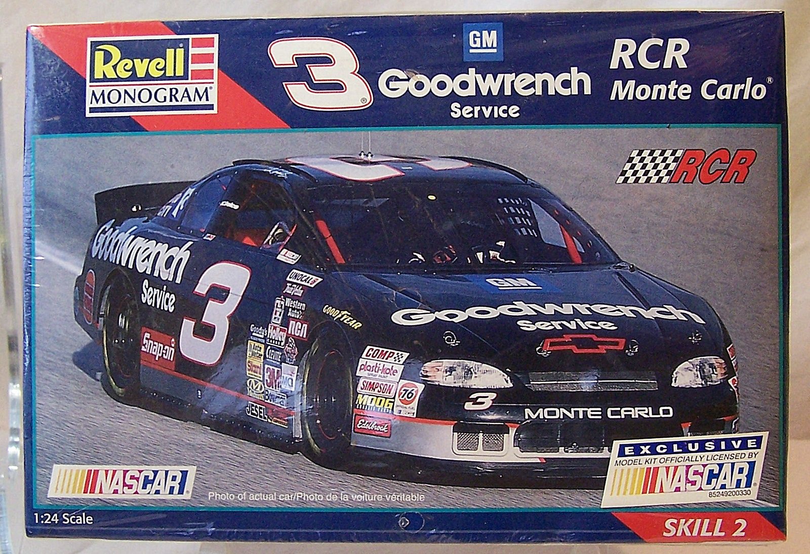 Amazon.com: Revell-Monogram Dale Earnhardt Goodwrench Plus Monte