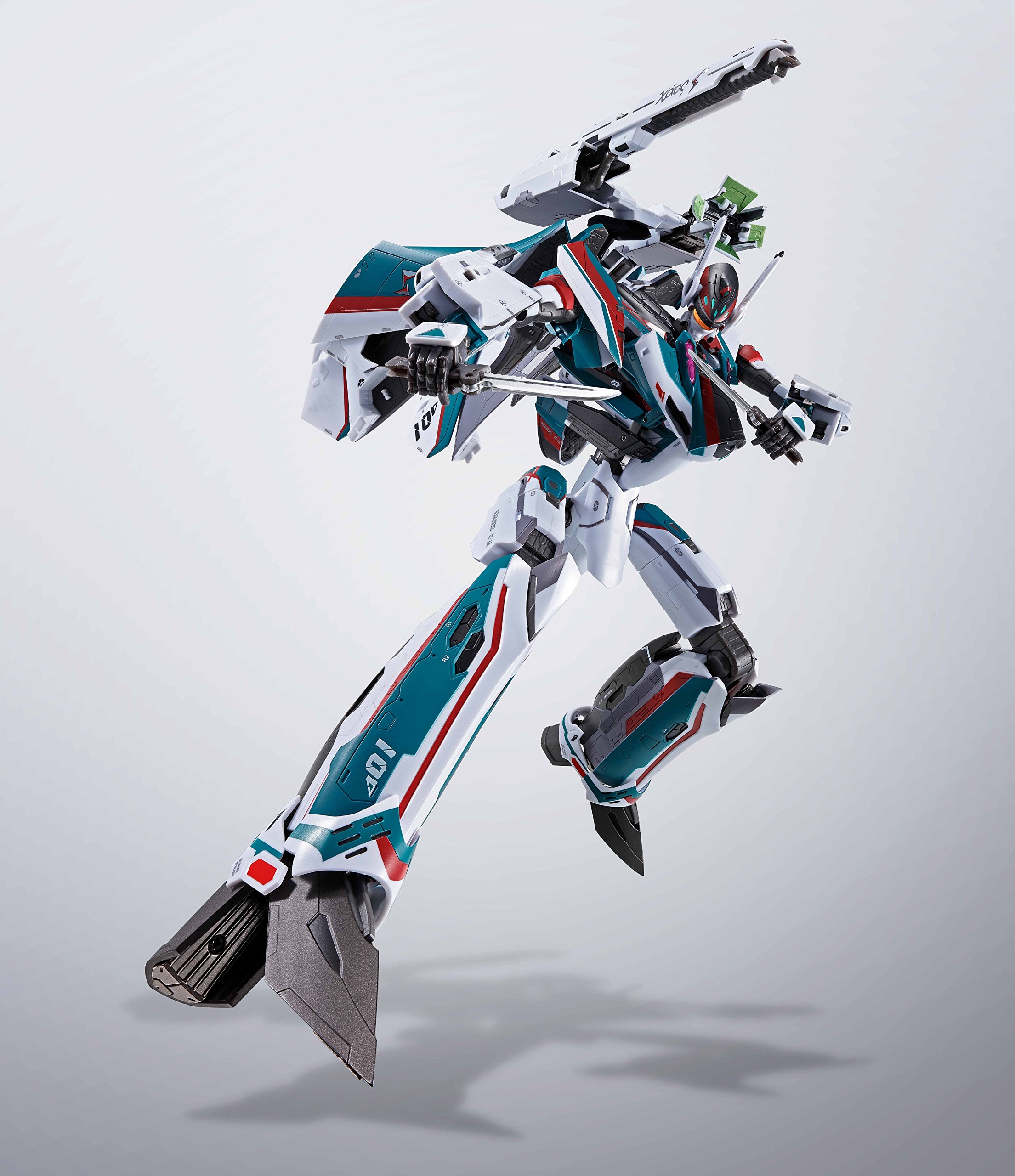 Amazon.co.jp: TAMASHII NATIONS DX超合金 マクロスデルタ VF-31S