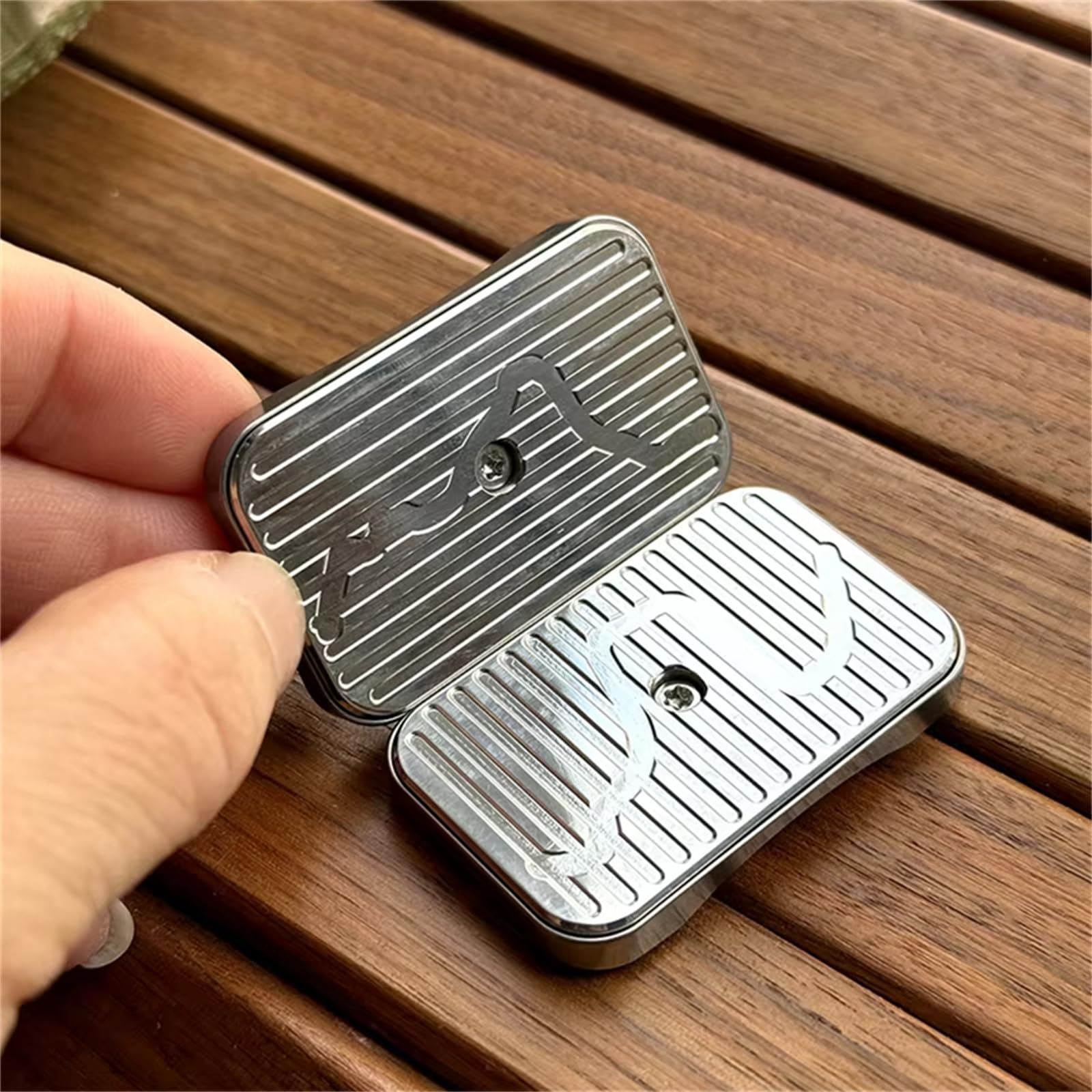 Amazon.co.jp: Winding Mountains EDC フィジェットスライダー チタン