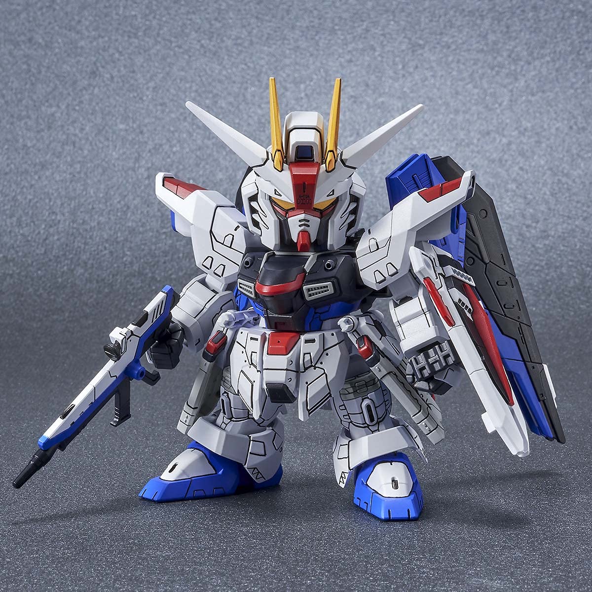 Amazon.com: バンダイスピリッツ SD Gundam EX Standard Gundam Base