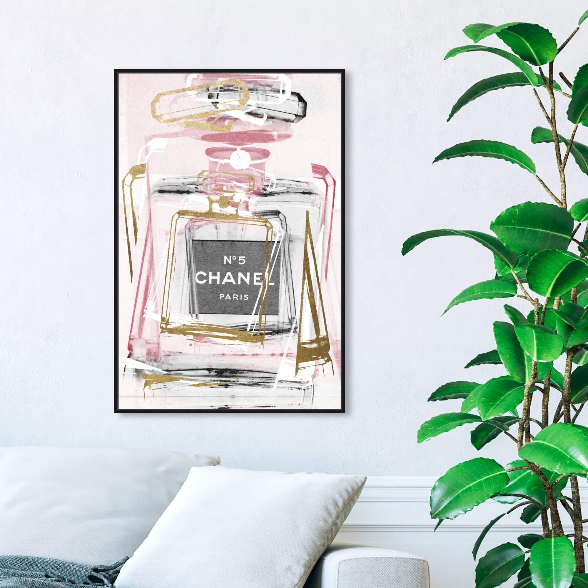 Amazon.com: The Oliver Gal Artist Co. Fashion Framed Wall Art