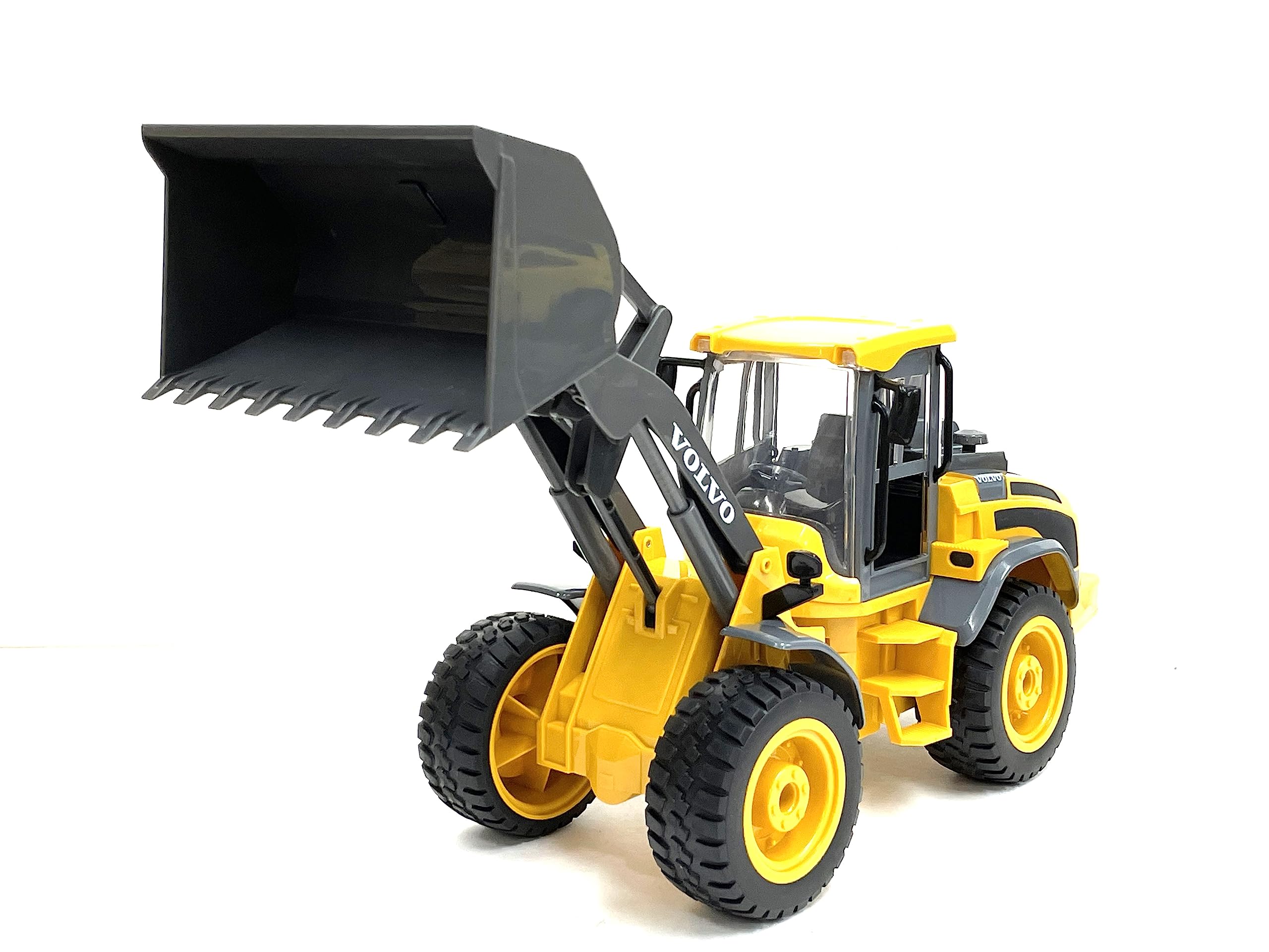 Amazon.co.jp: 【VOLVO（ボルボ）公式ライセンス商品 】2.4GHz 1/20