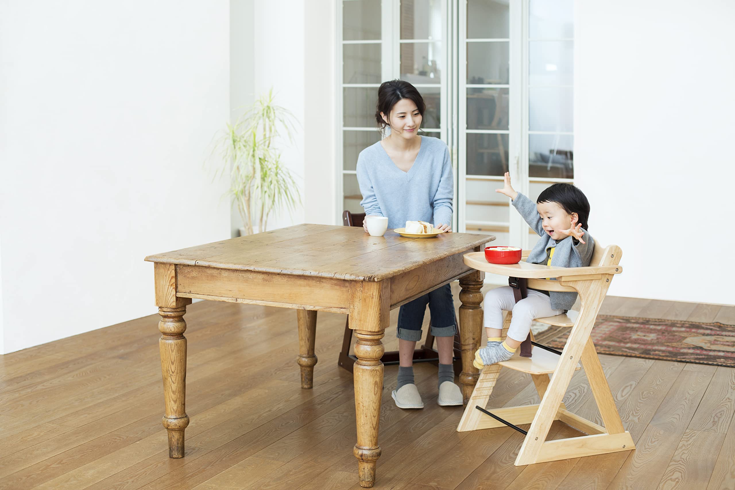 Amazon | カトージ プレミアムベビーチェアS(ナチュラルウッド) 22703