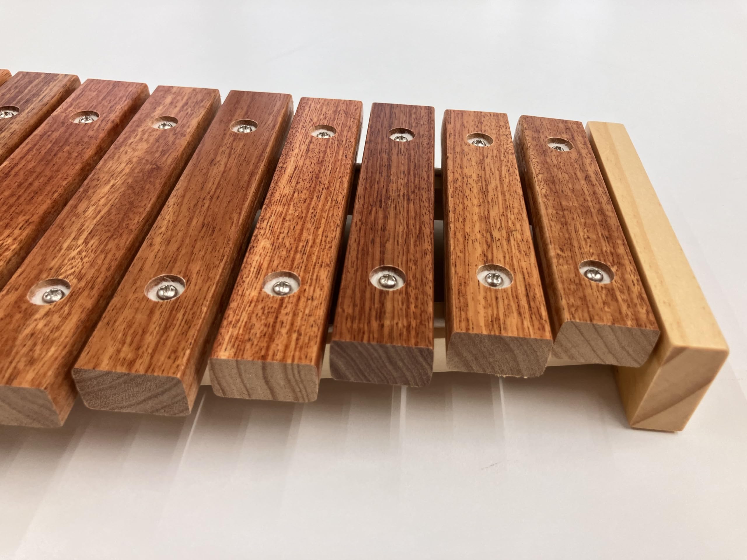 Amazon | ゼンオン 木琴 13音 ZX13K 日本製 バチ付き | 木琴 | 楽器