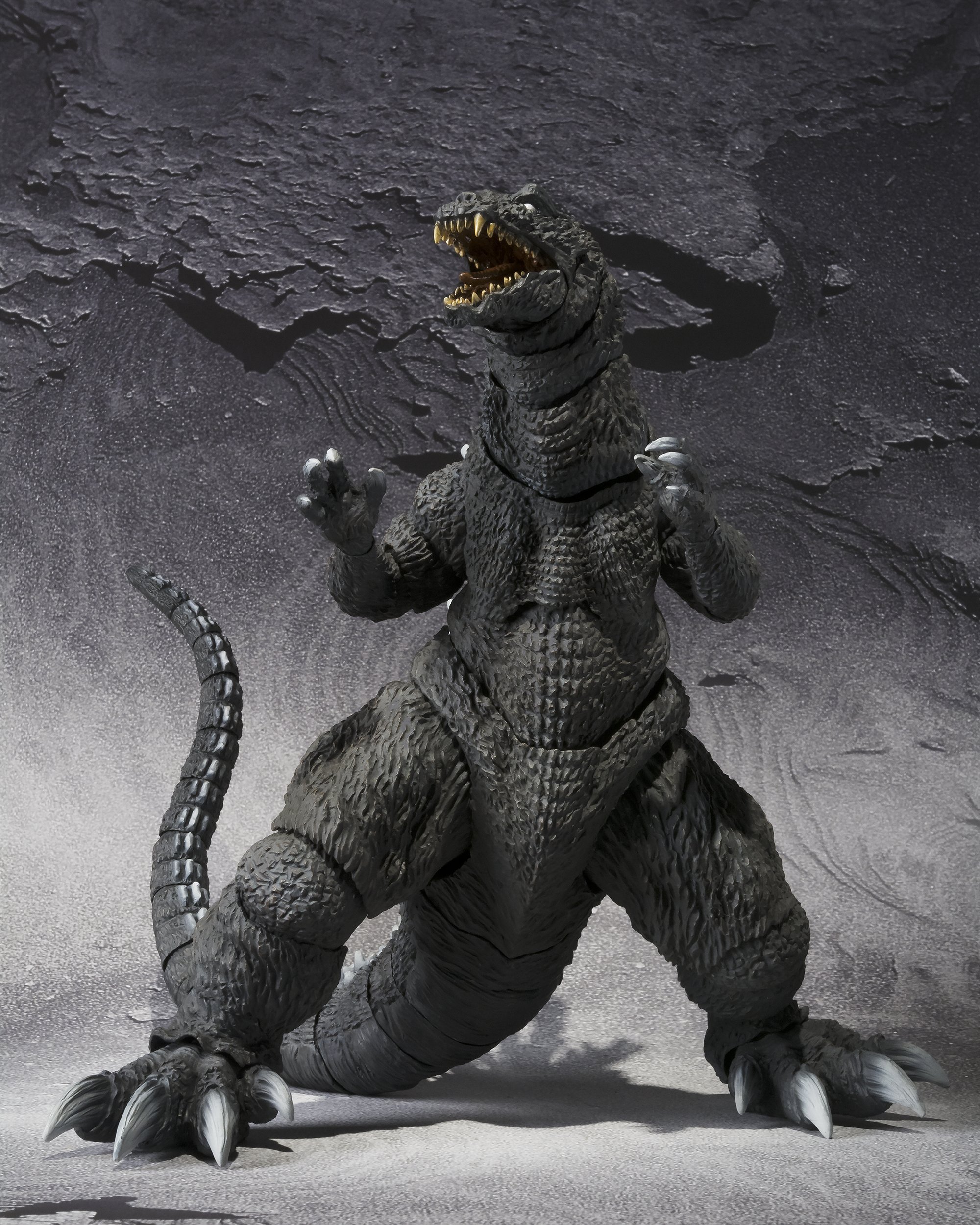 Amazon.co.jp: バンダイ 魂ウェブ商店 S.H.MonsterArts ゴジラ（2001