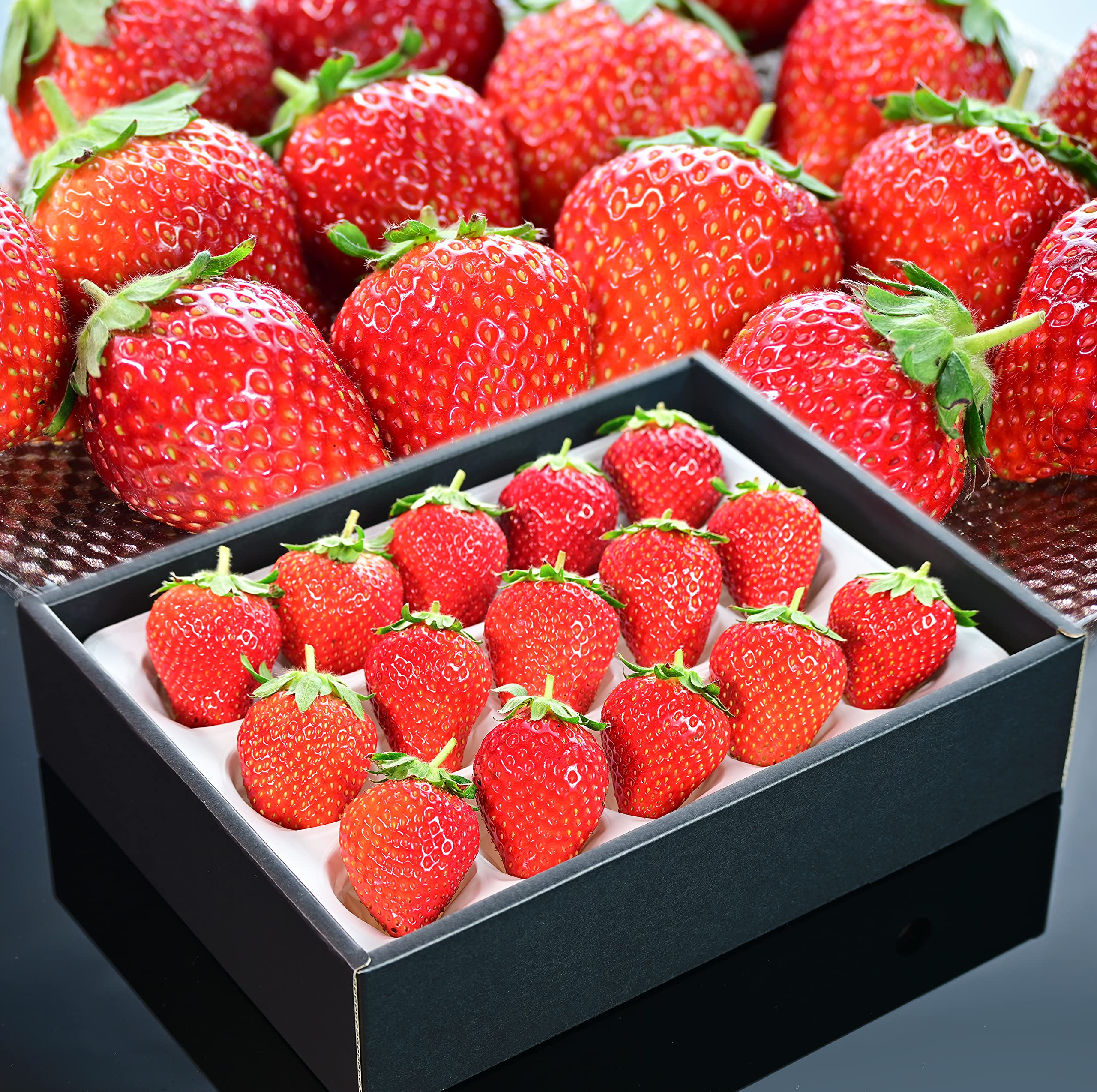 Amazon.co.jp: 夏の常識超えた甘さ 最高級 夏いちご 「彩夏 あやか