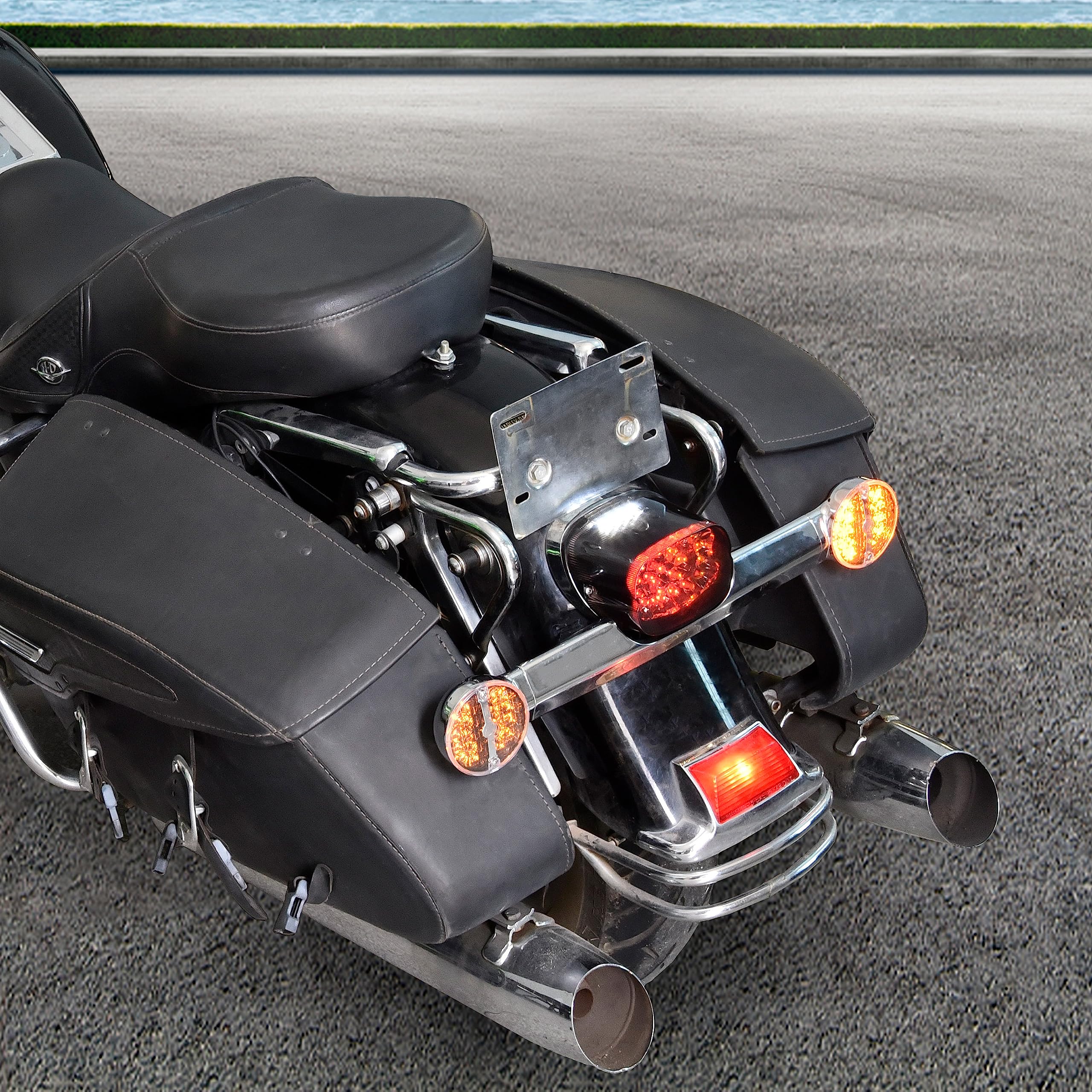 Amazon | VEISUTOR リアLEDウィンカーライトバー ロードキング99-23用