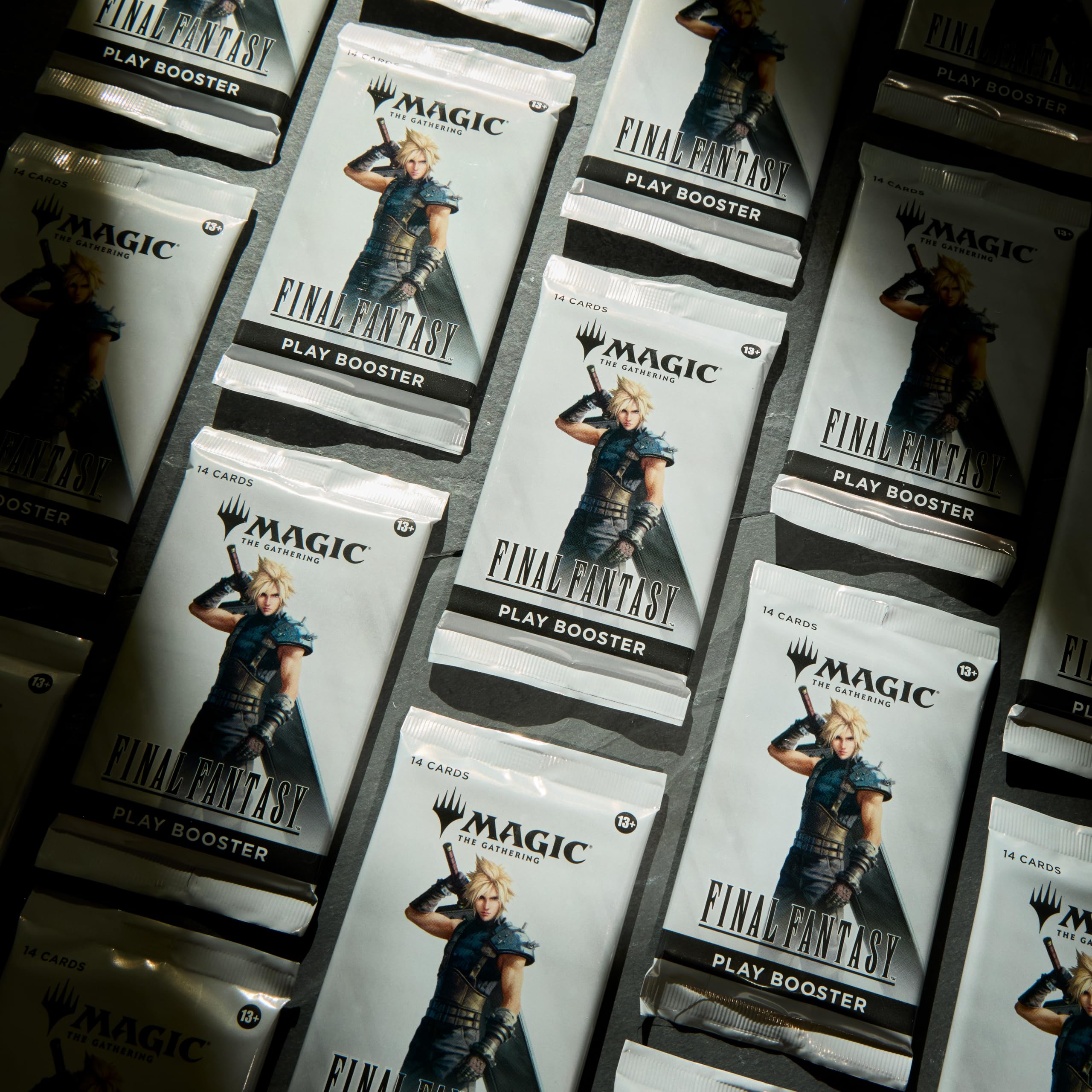 Amazon.com: Magic: The Gathering - Final Fantasy Play Booster Box