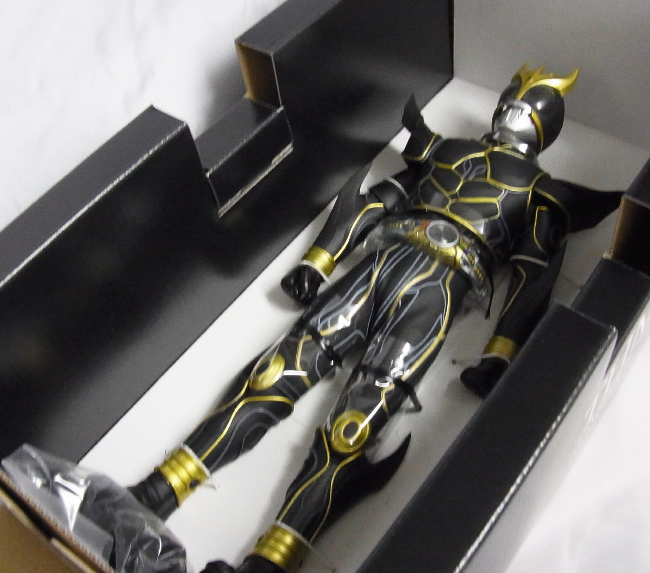 Amazon.co.jp: タイムハウス THM-31 仮面ライダークウガ