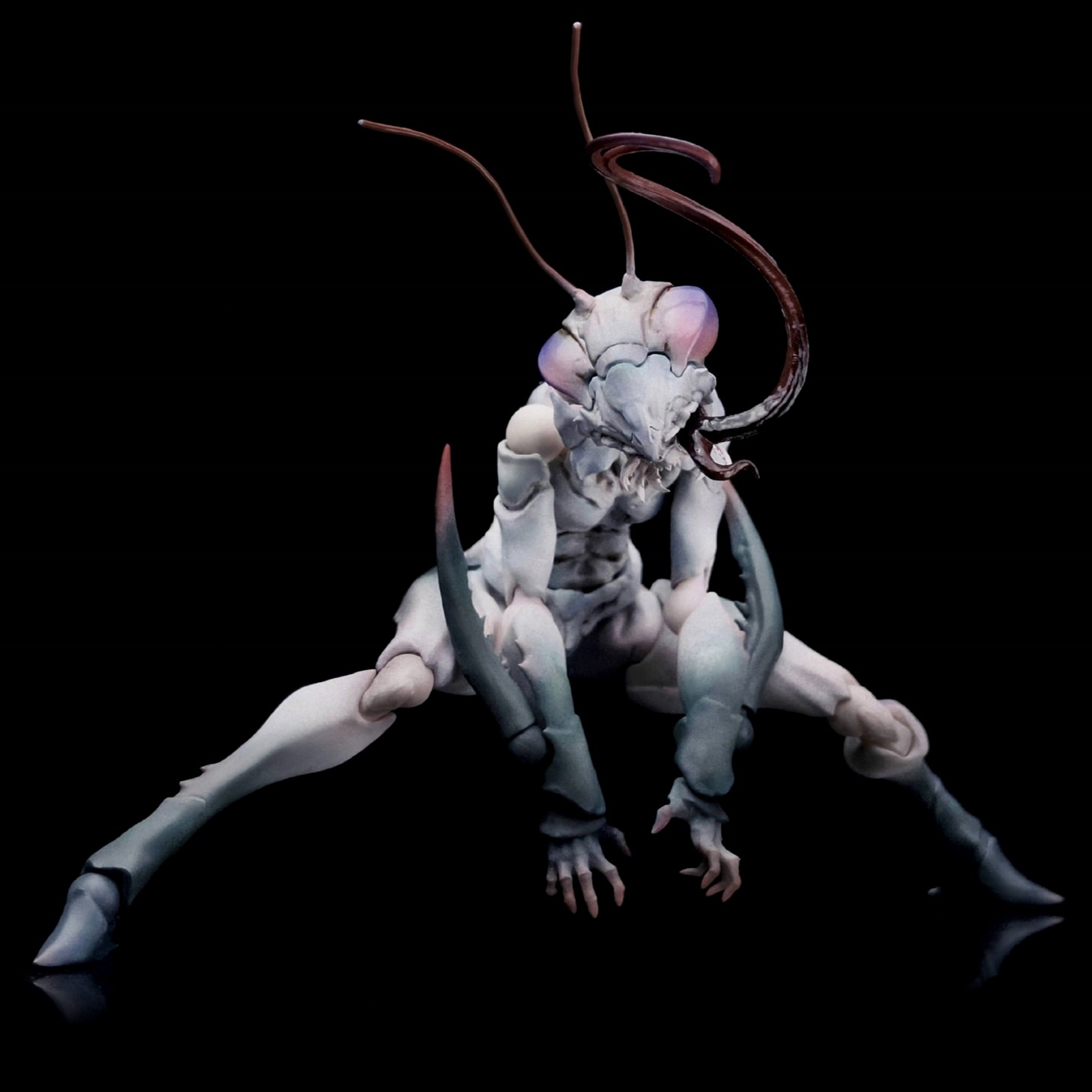 蟲 VERMIN シリーズ/ 実験体 B0127 カマキリ 1/12 アクション