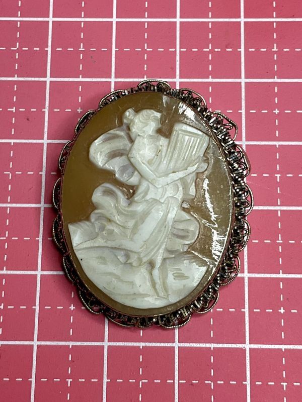 ギリシャ神話モチーフのシェルカメオブローチ1900年イギリス