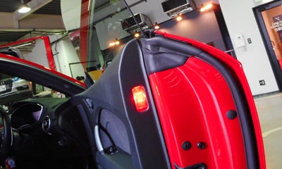 Audi純正カーテシランプ+ドア警告ランプ TT/TTS(8S) by maniacs【ご