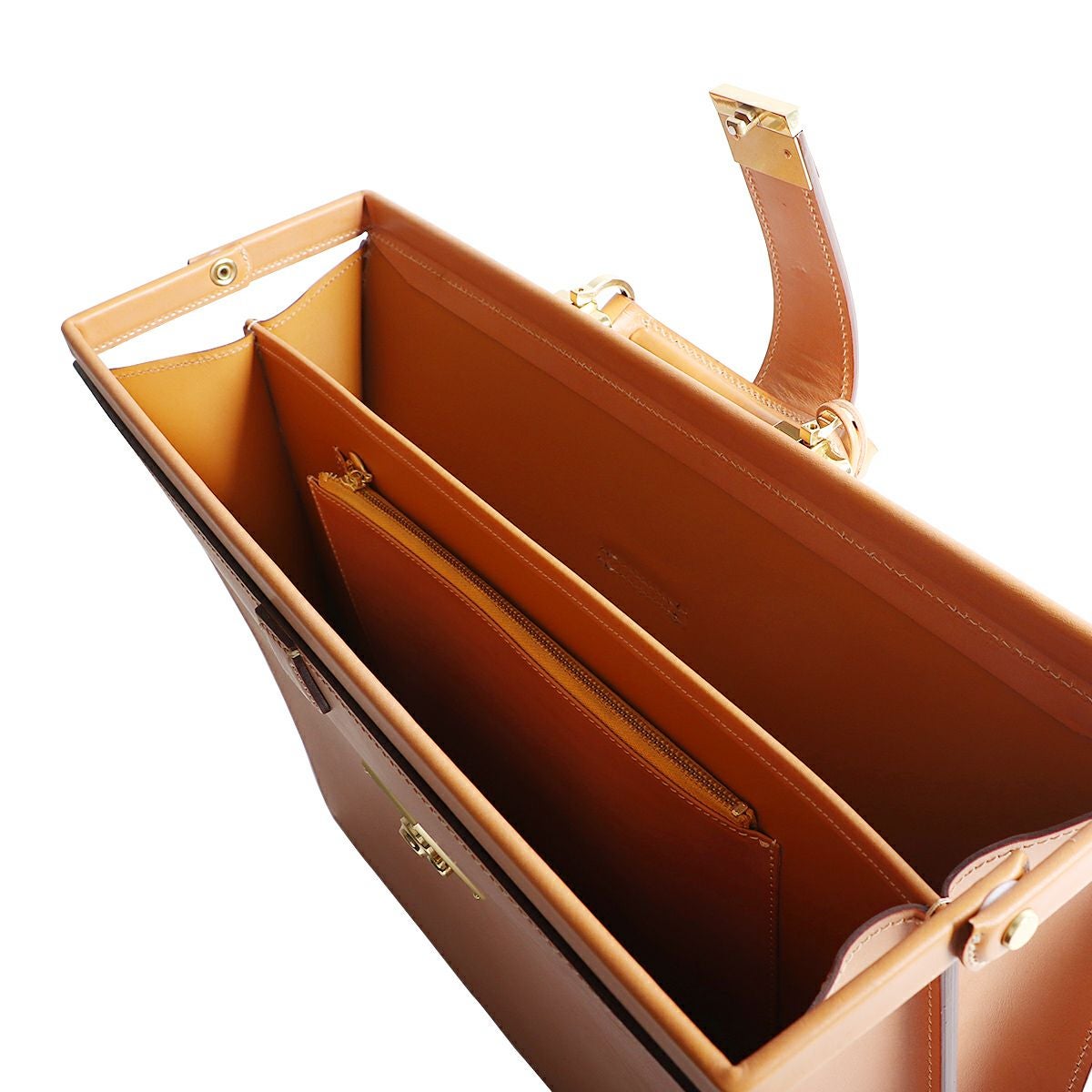 000000000018-02.jpg?size=l&w=